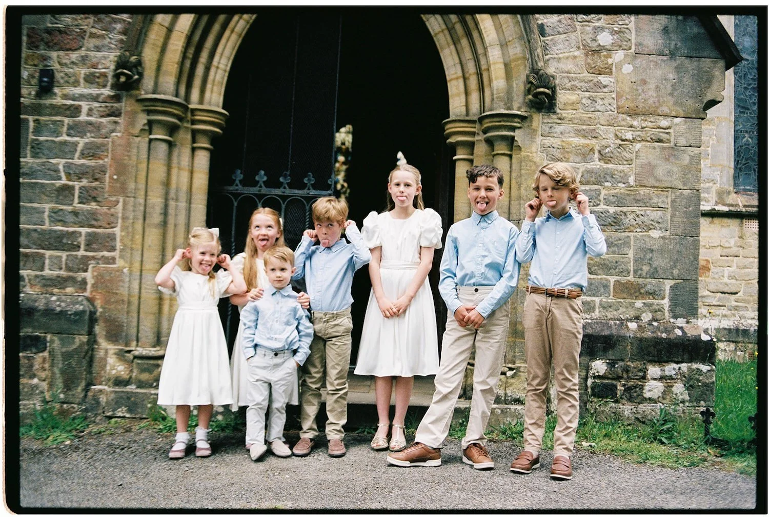 Hyde-Estate-Haywards-Heath-T&S-Wedding-Photography-Film-Photography-35mm--58.jpg