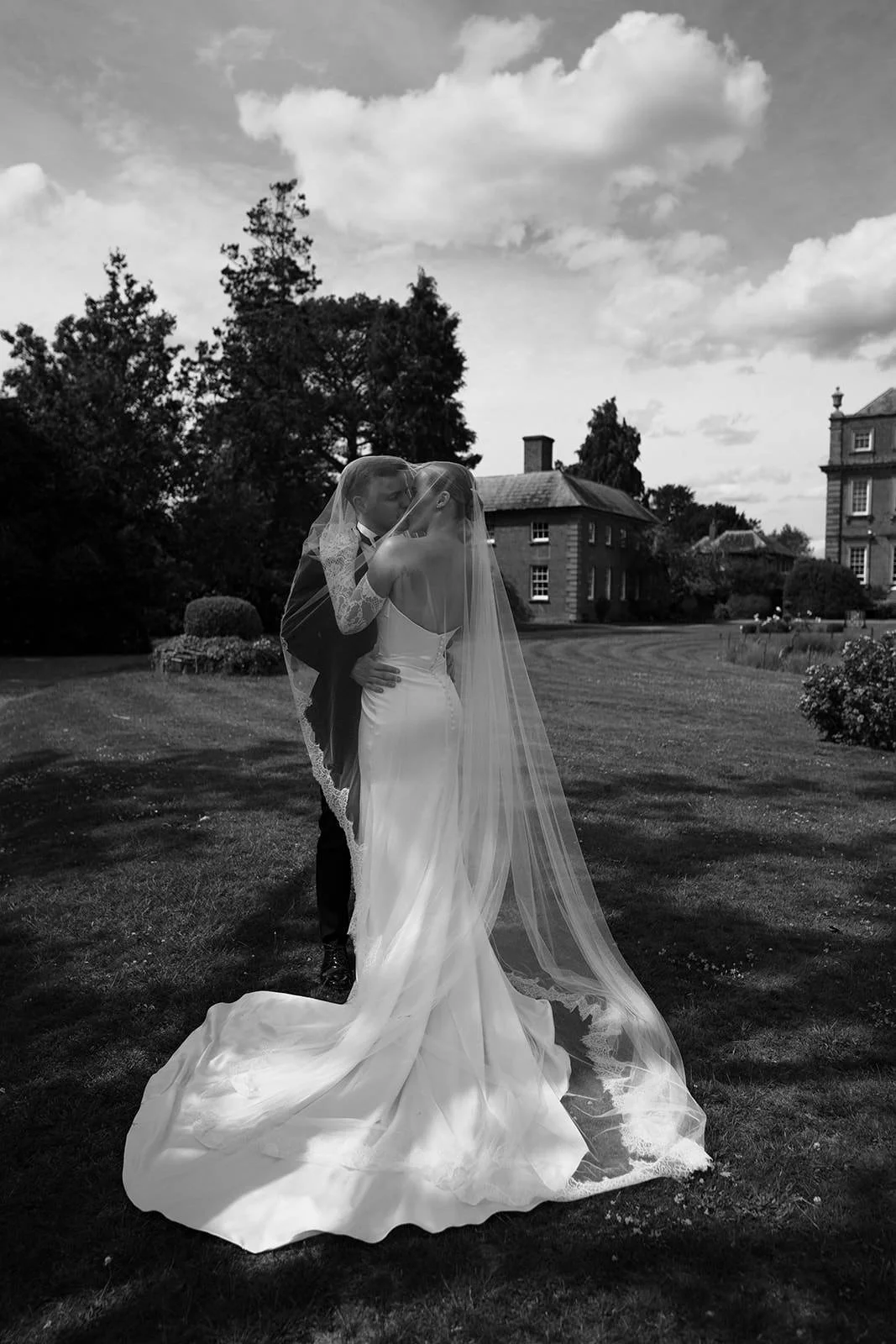 Davenport-House-Shropshire-Editorial-Wedding-Photographer-C&A-596.jpg
