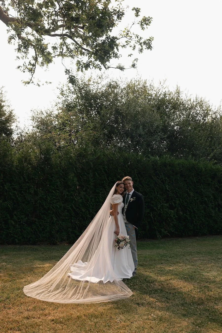 Family-Home-Documentary-Wedding-Photographer-E&J--94.jpg