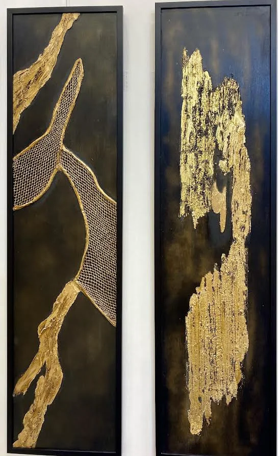 Black and gold leaf