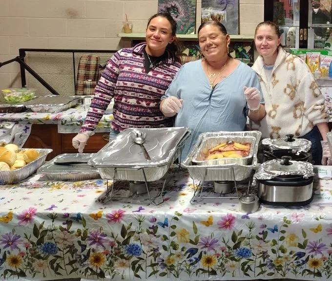 CWthanksgiving3ladies.jpg