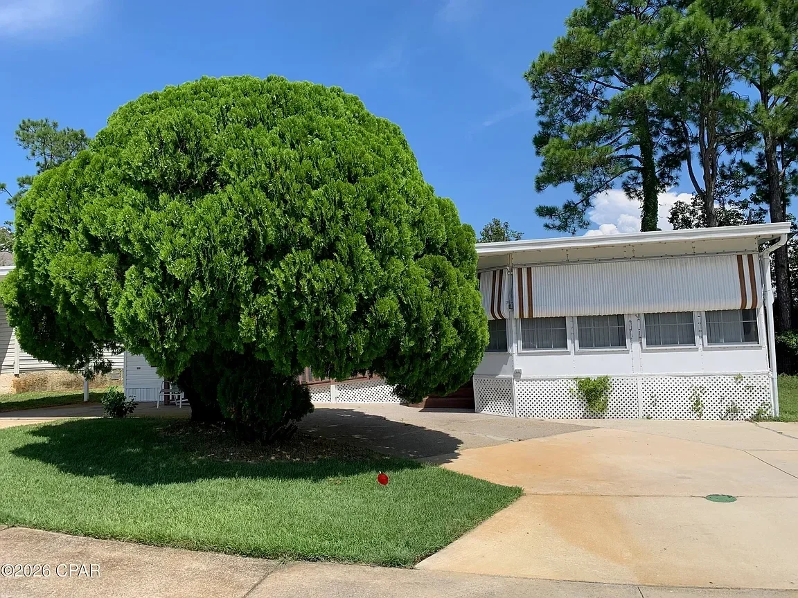 https://www.zillow.com/homedetails/1670-Acre-Cir-Panama-City-Beach-FL-32407/42781719_zpid/?utm_campaign=zillowwebmessage&utm_medium=referral&utm_source=txtshare
