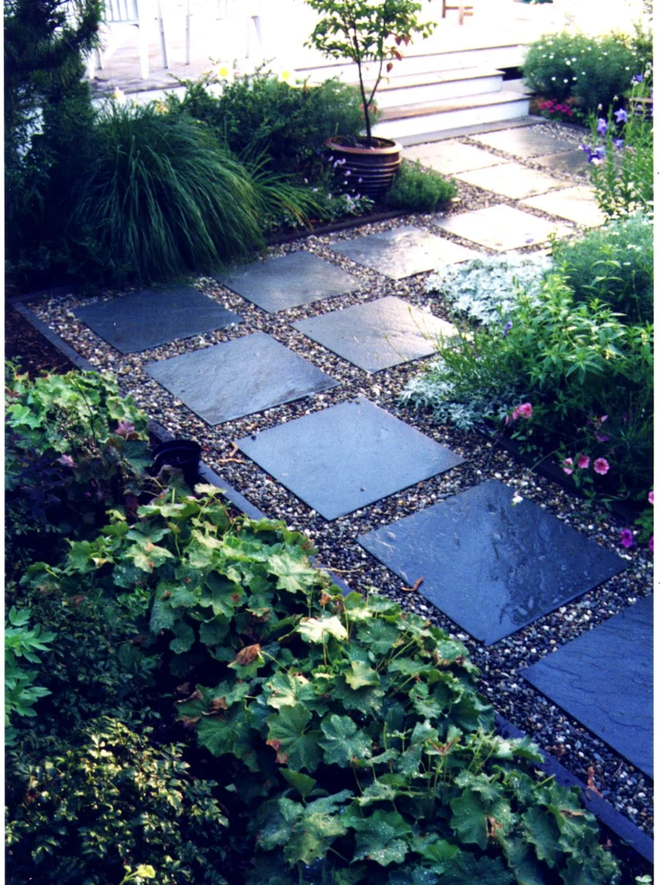 4.4 Bluestone_gravel.jpeg