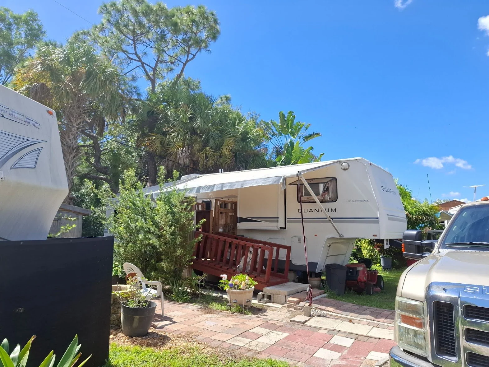 30 AMP RV site at Creekside Mobile Home and RV Park