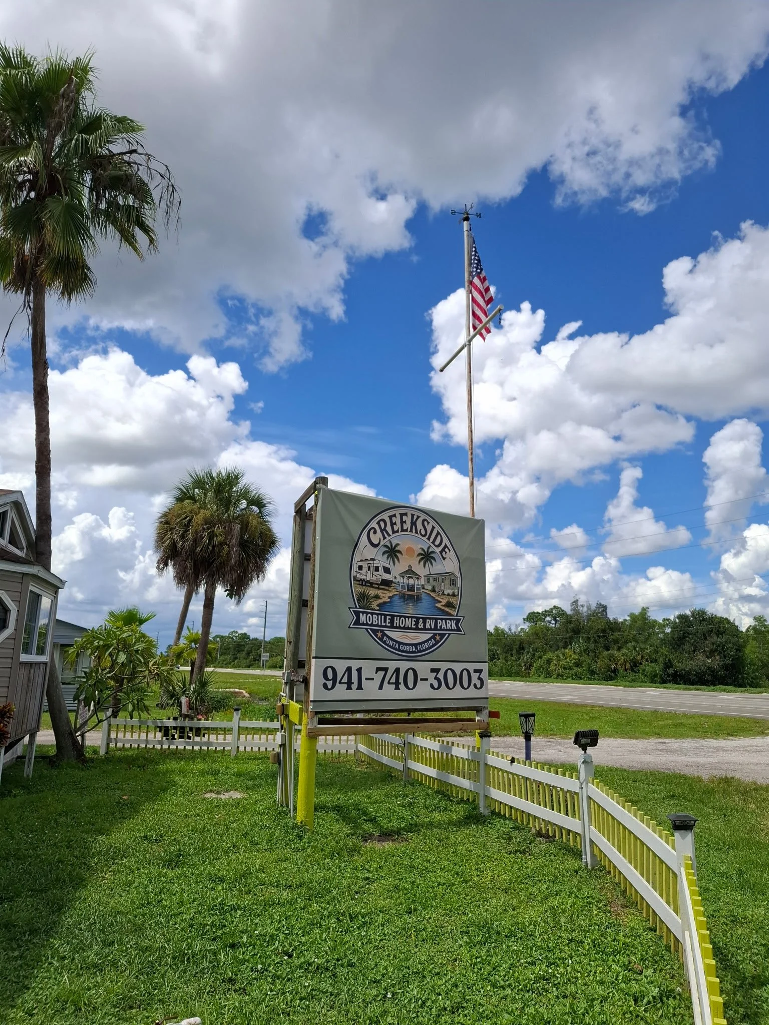 Sign at the entrance of Creekside Mobile Home and RV Park