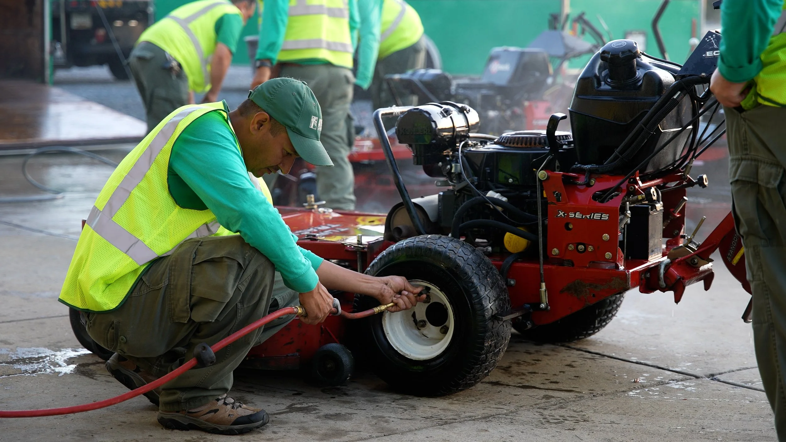 Filling Tire on Mower0.jpg