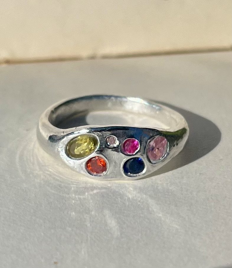 Peridot & Sapphires