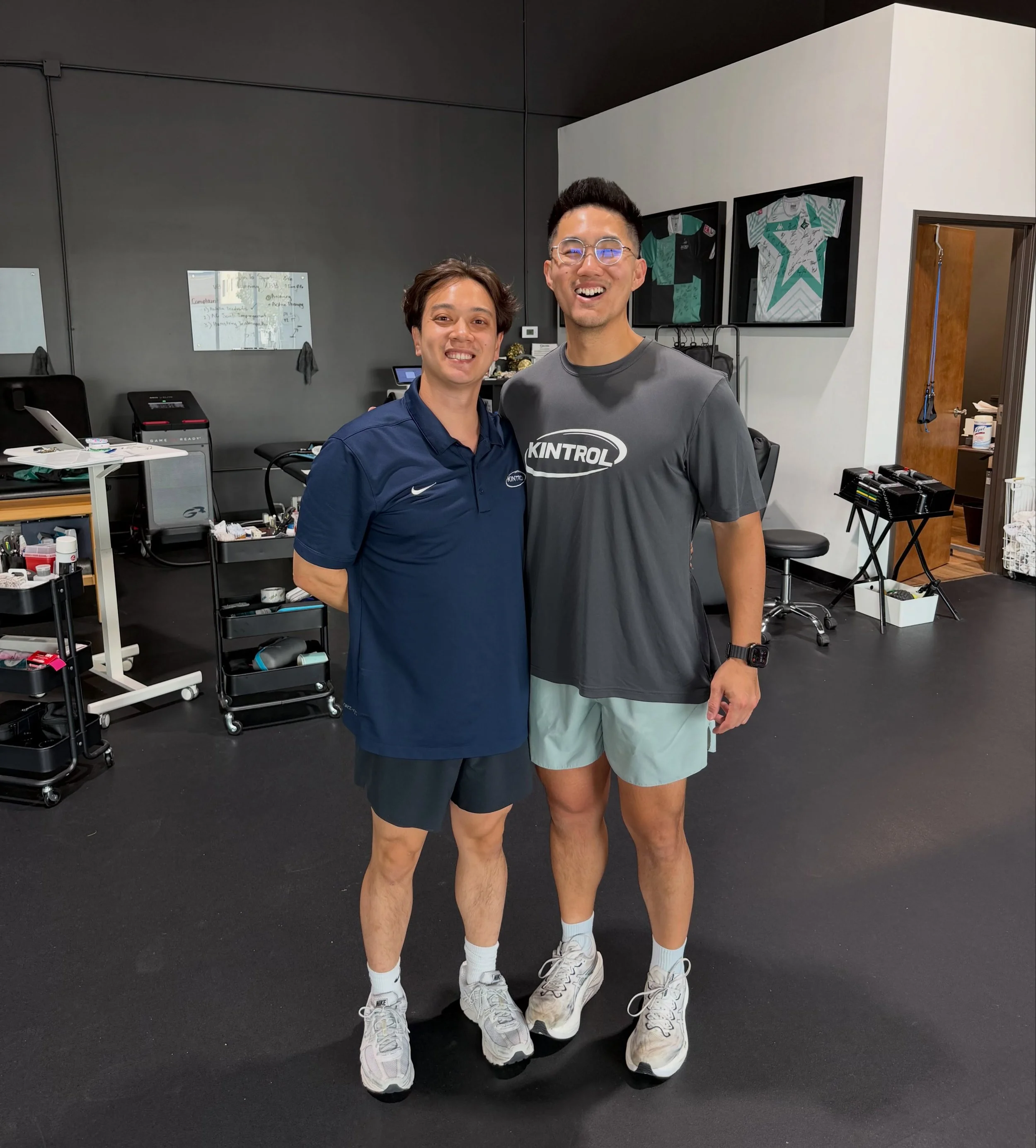 🔥 PATIENT SPOTLIGHT: GRANT🔥

Grant came to Kintrol Rehab after suffering a hamstring tear that put a pause on his training and performance.

Through progressive rehab, strength development, and a gradual return to higher-level conditioning, Grant h