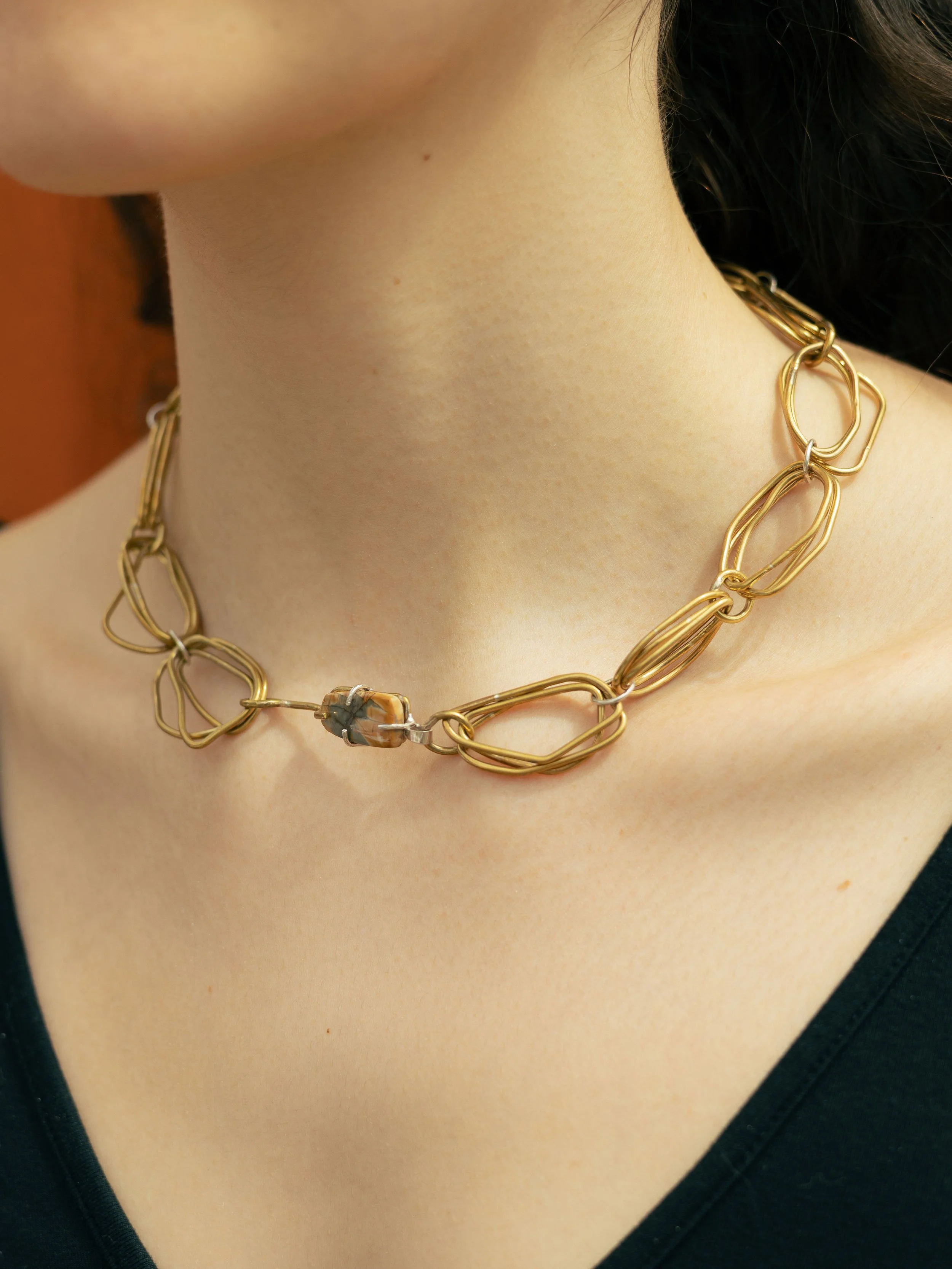 brass-non-conforming-chain.jpg