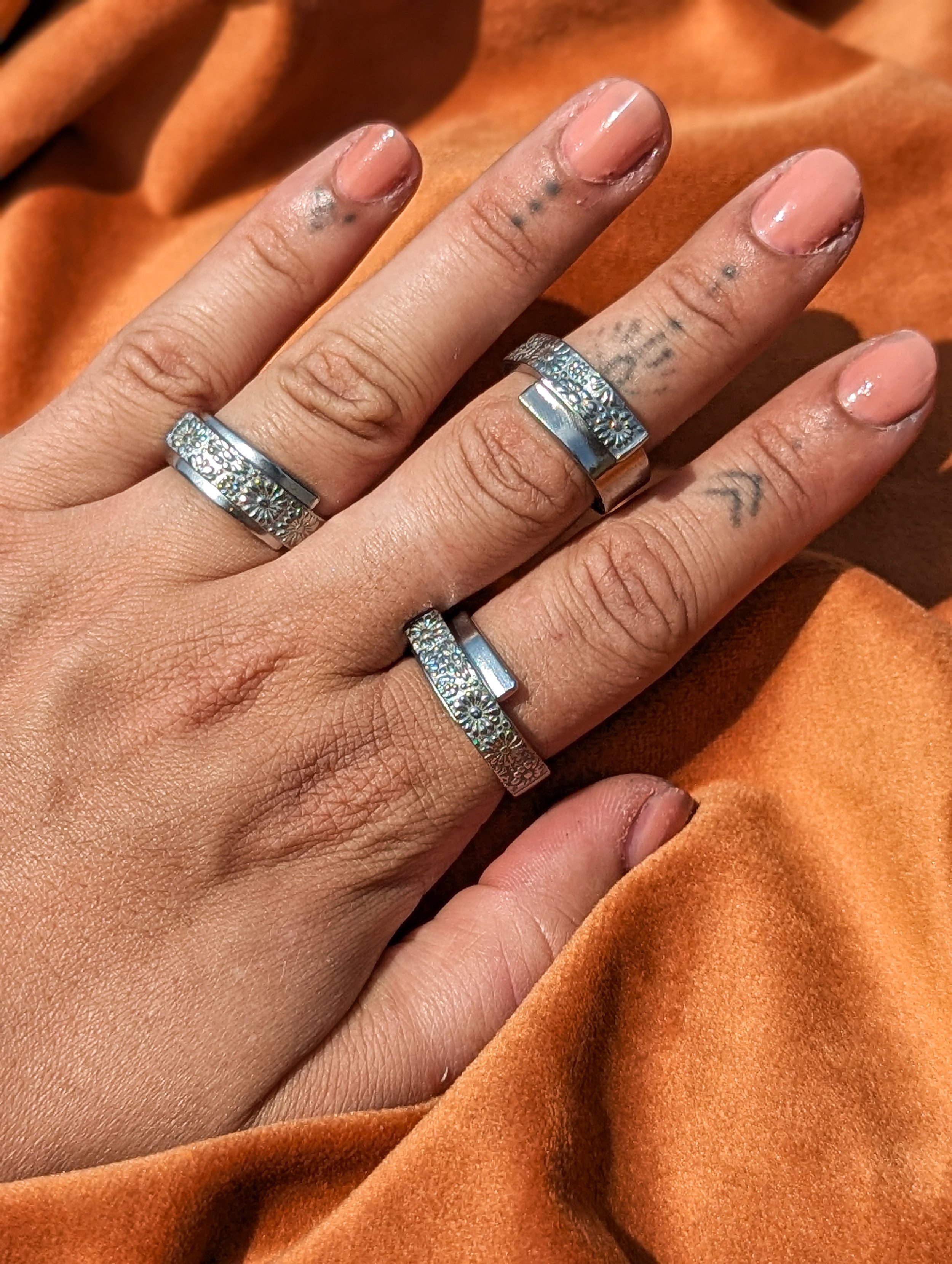 recycled-spoon-daisy-rings5.jpeg