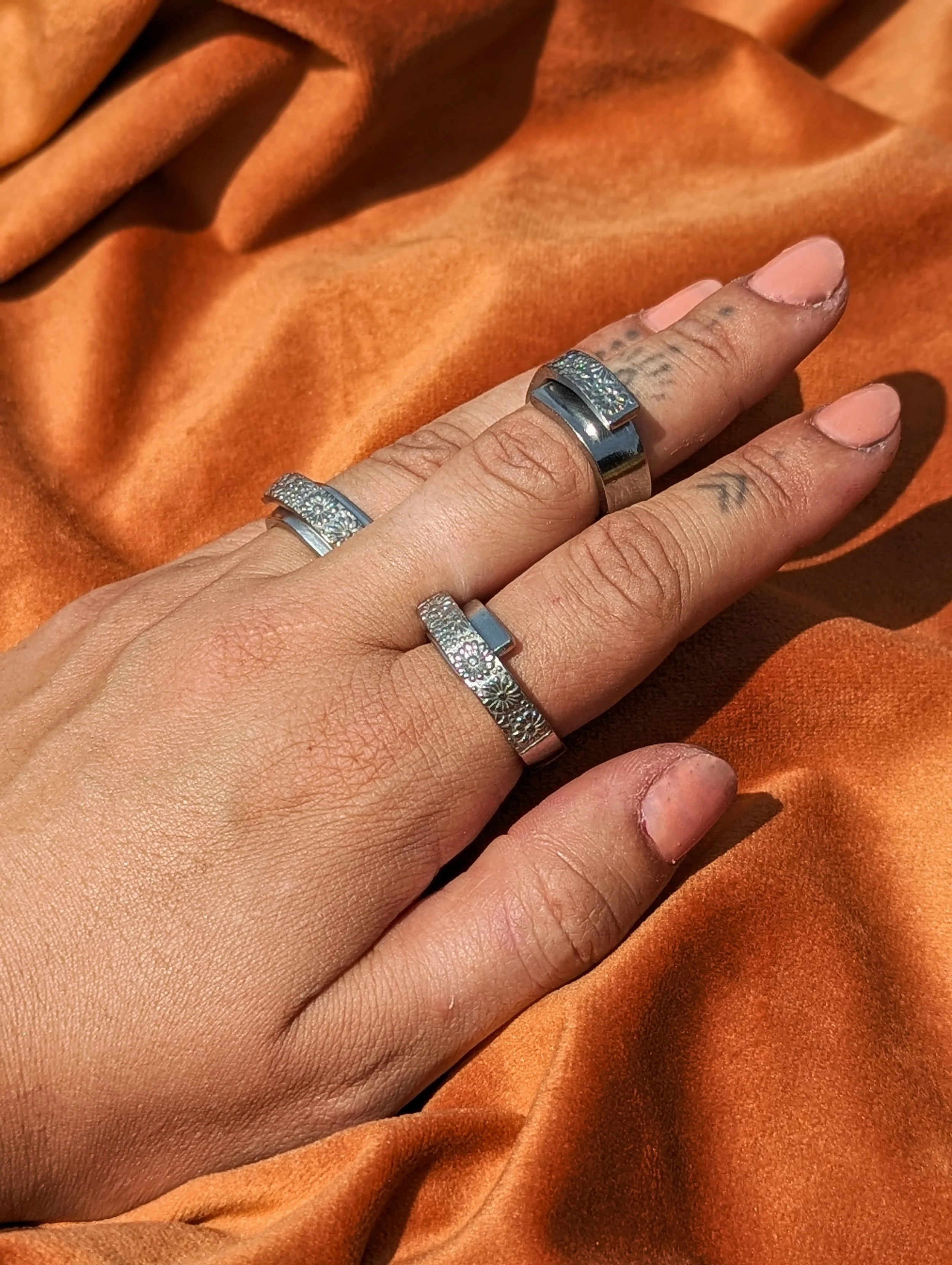 recycled-spoon-daisy-rings4.jpeg