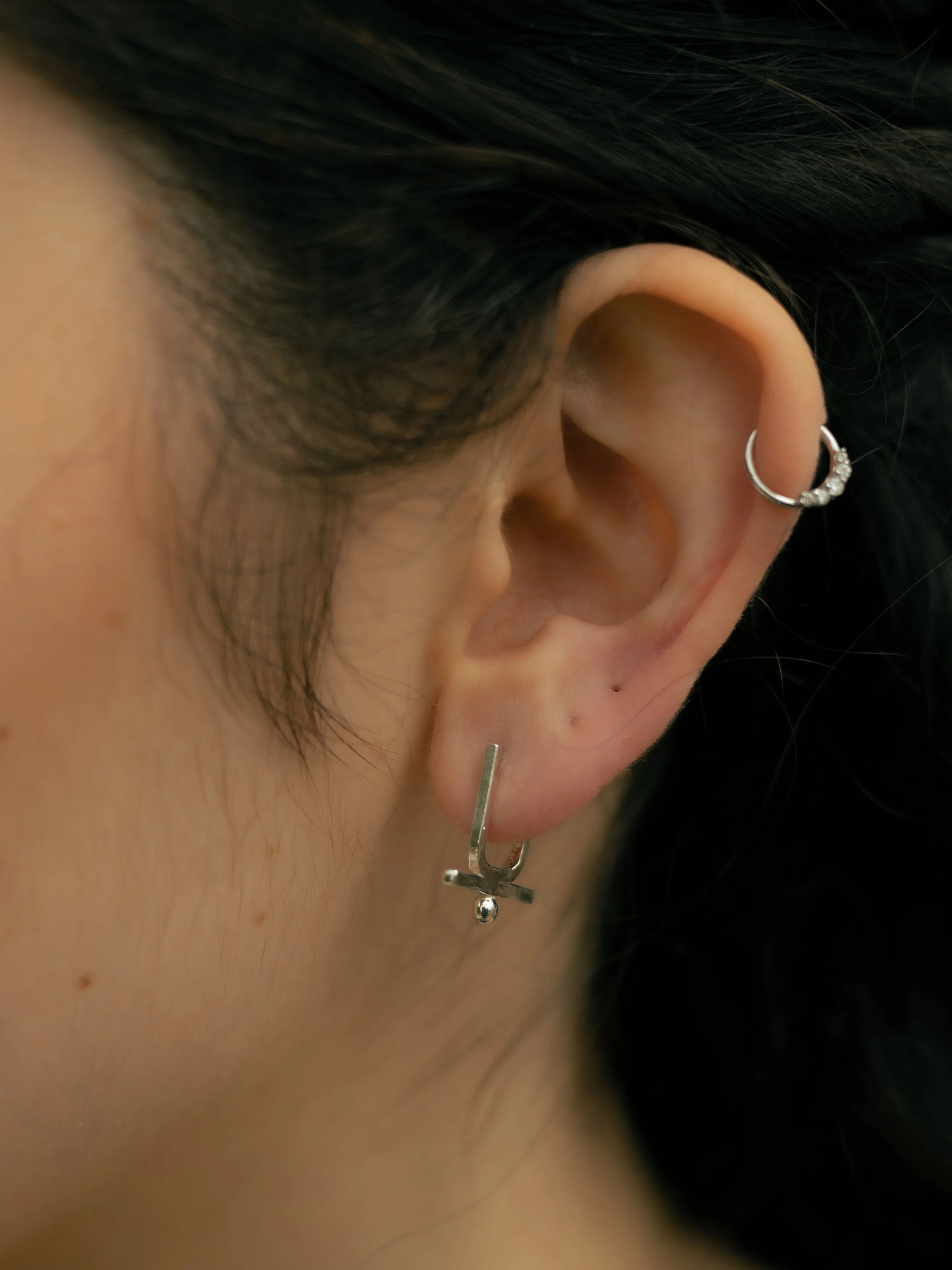 silver-small-hoop-earrings1.jpg