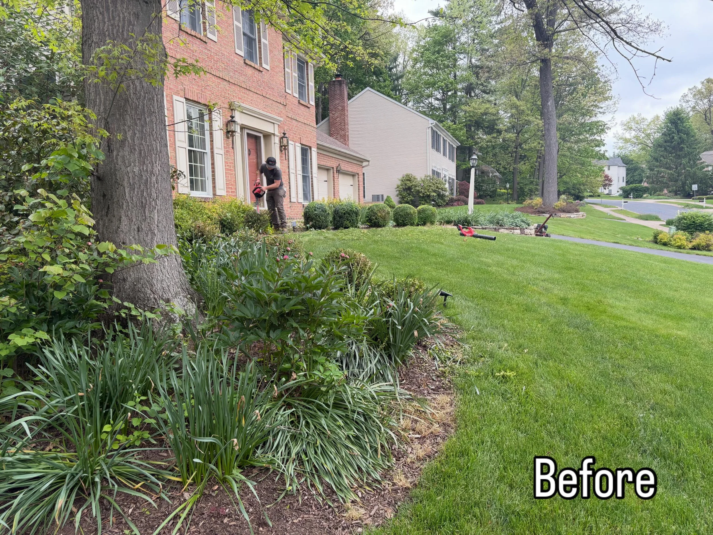 Contact us if you are interested in some new mulching for summer! Along with mulching we did some weeding to bring the job together, and get this property summer ready!