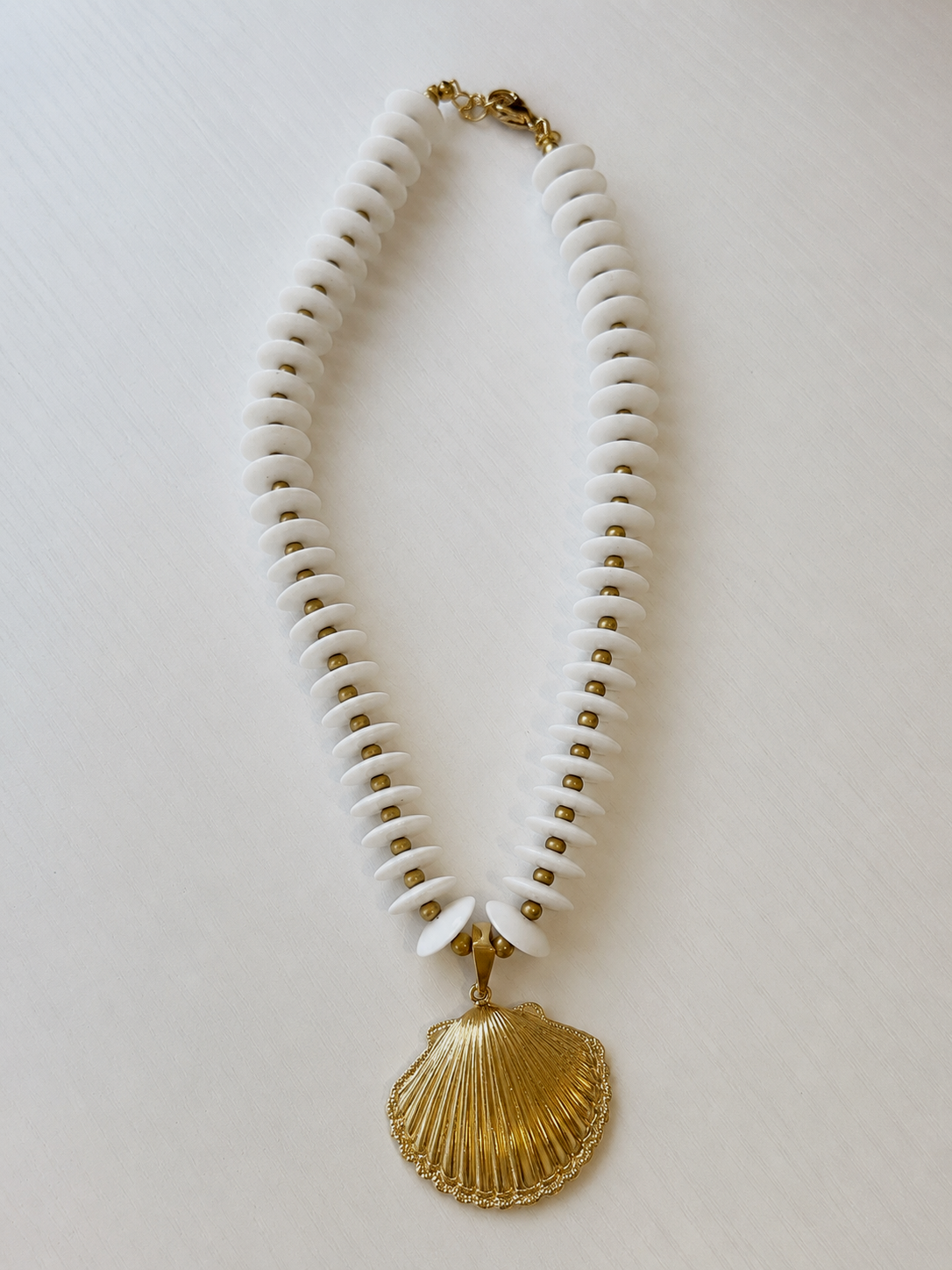 shell+necklace.png