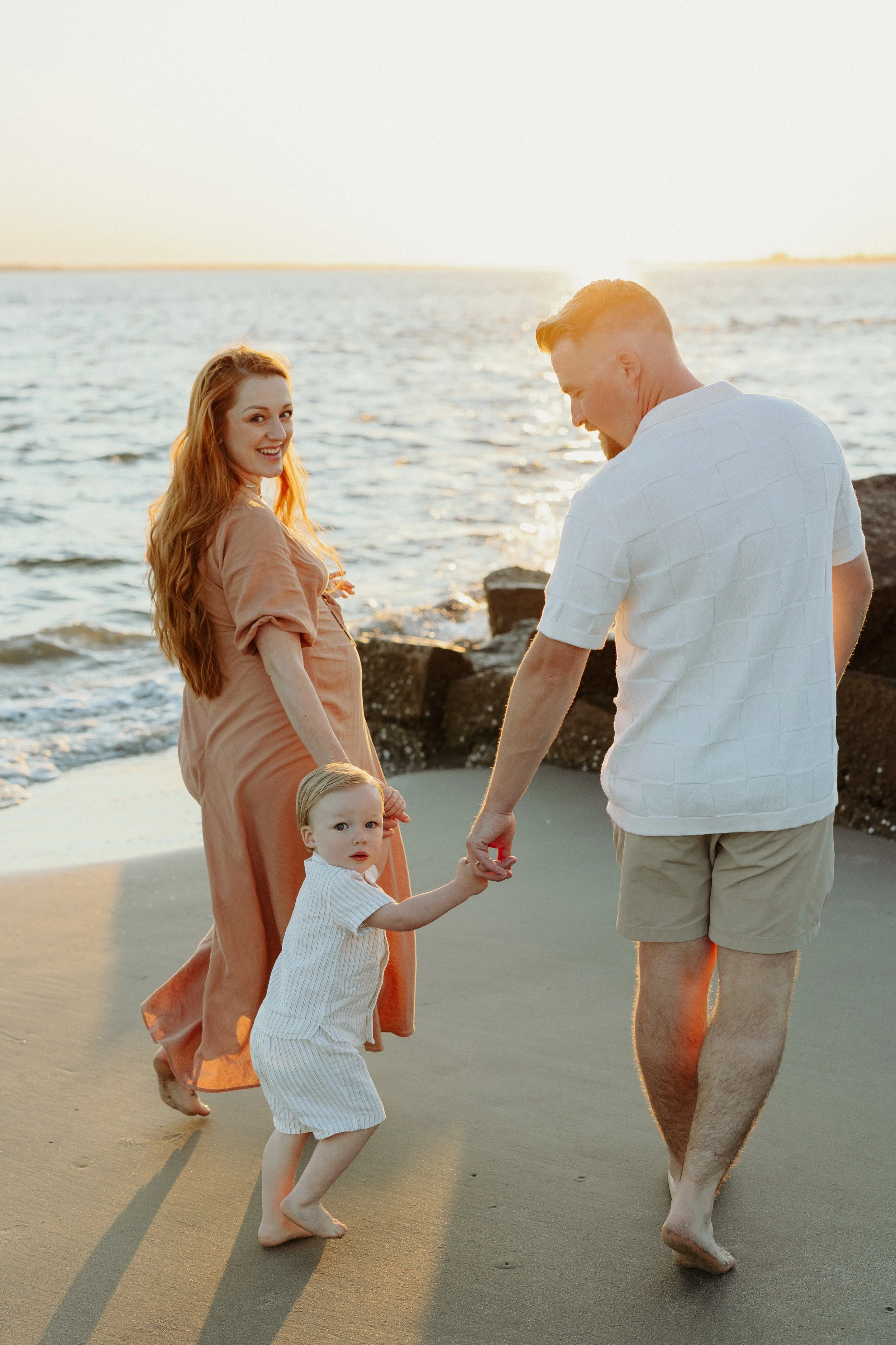 CharlestonBeachPhotographer-14.jpg