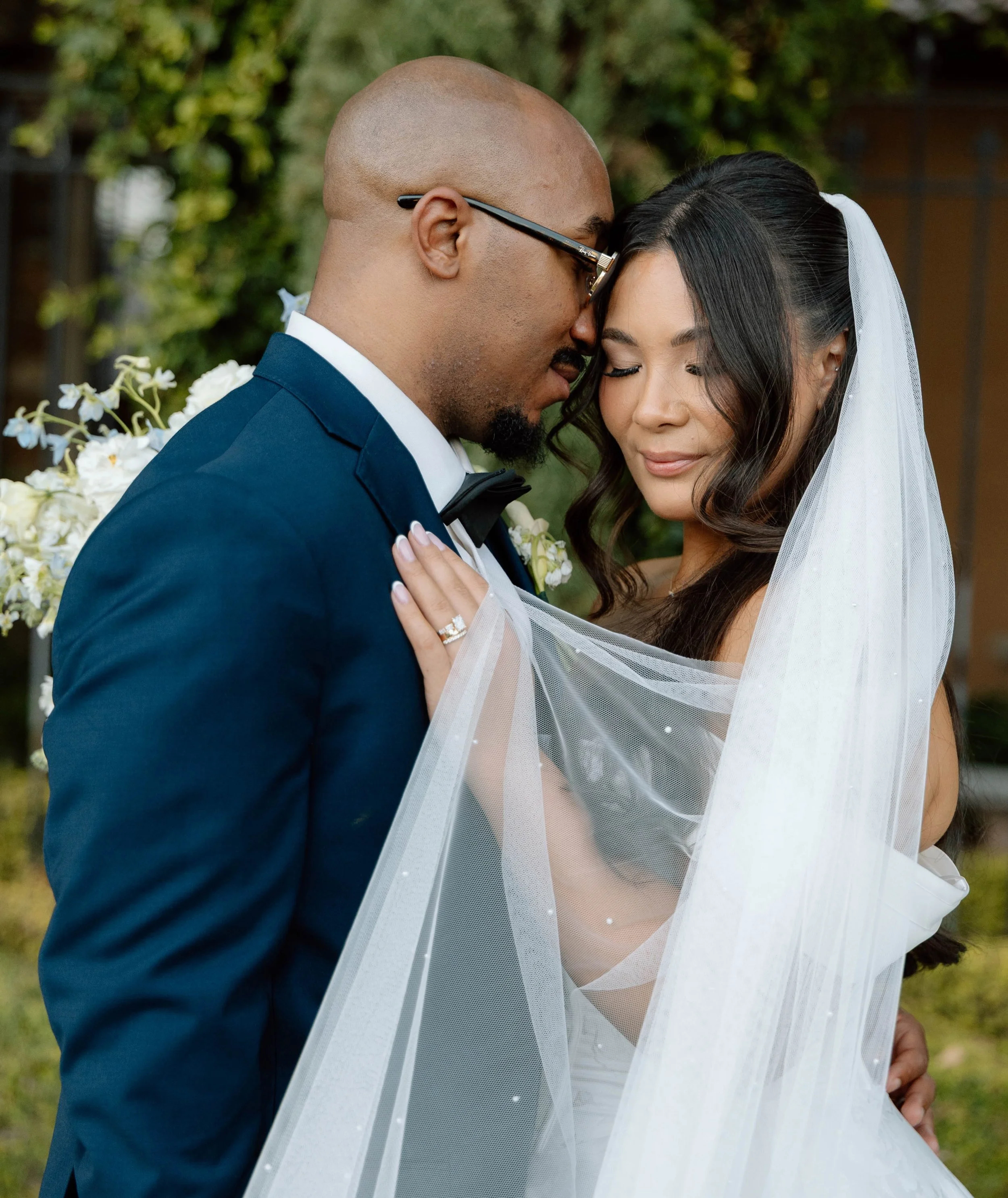 The BEST dang day ever celebrating Selina and Gabe! These two planned the most stunning wedding and their PARTY was one for the books! So thankful to have been apart of their day🤍

Photographer: @brianaleephotography 
Venue: @villasienaweddings 
MUA