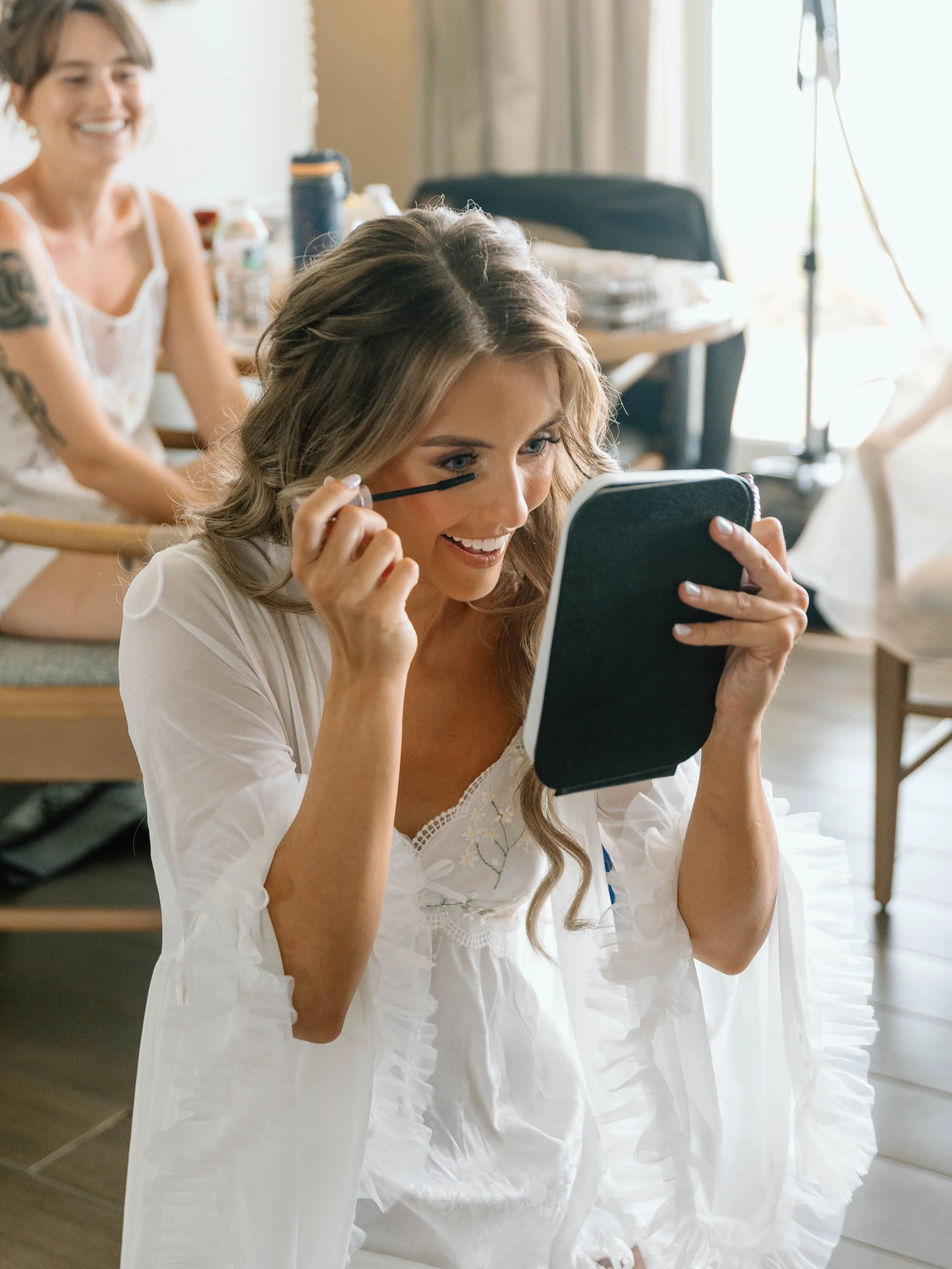 One of my favorite parts of a wedding day will always be the getting ready moments 🤍

You&rsquo;re surrounded by your favorite girls, the music is blaring, everyone&rsquo;s buzzing with excitement, and you have all those &ldquo;I&rsquo;m actually ab