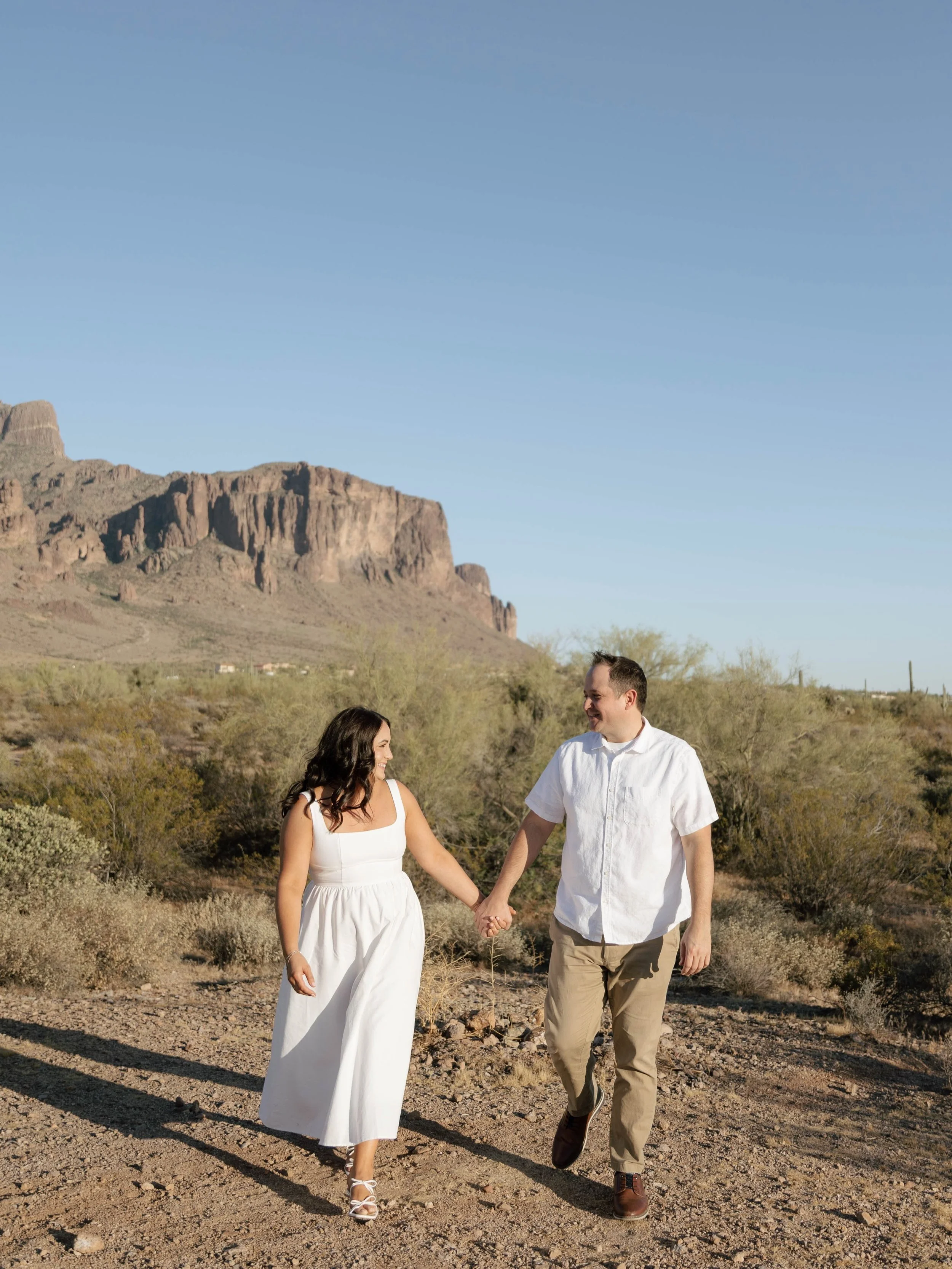 Happy Monday! I hope you all have a safe and fun Labor Day!!🫶🏼

#arizonaweddingphotographer #phoenixweddingphotographer #phoenixphotographer #arizonaphotographer #scottsdaleweddingphotographer