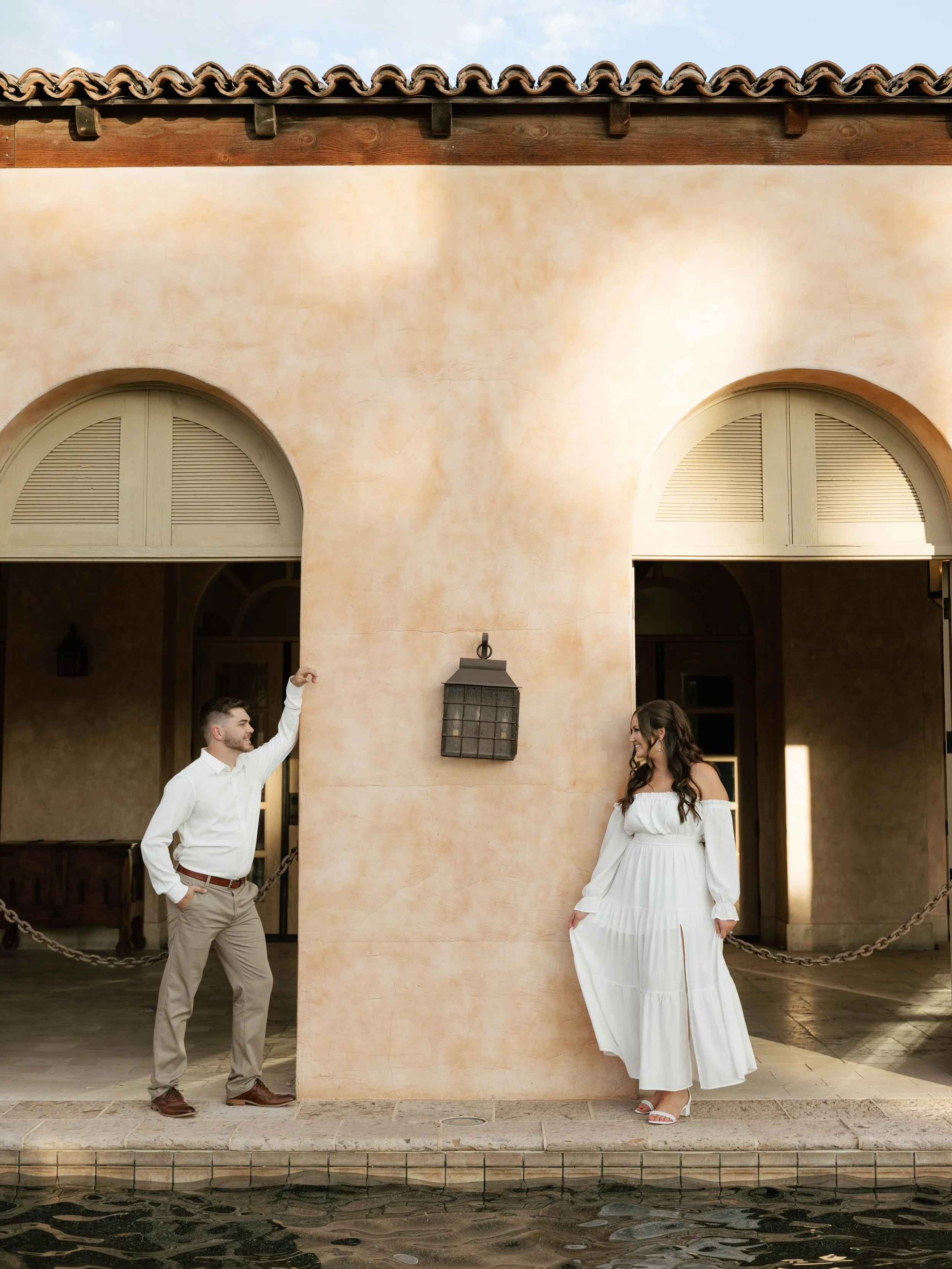 Absolutely obsessed with these two and @royalpalmsweddings !! If you&rsquo;re getting married here in 2027/2028, please reach out, I&rsquo;m offering a HUGE discount to photograph a wedding here!!😍🤍 

#arizonaweddingphotographer #phoenixweddingphot