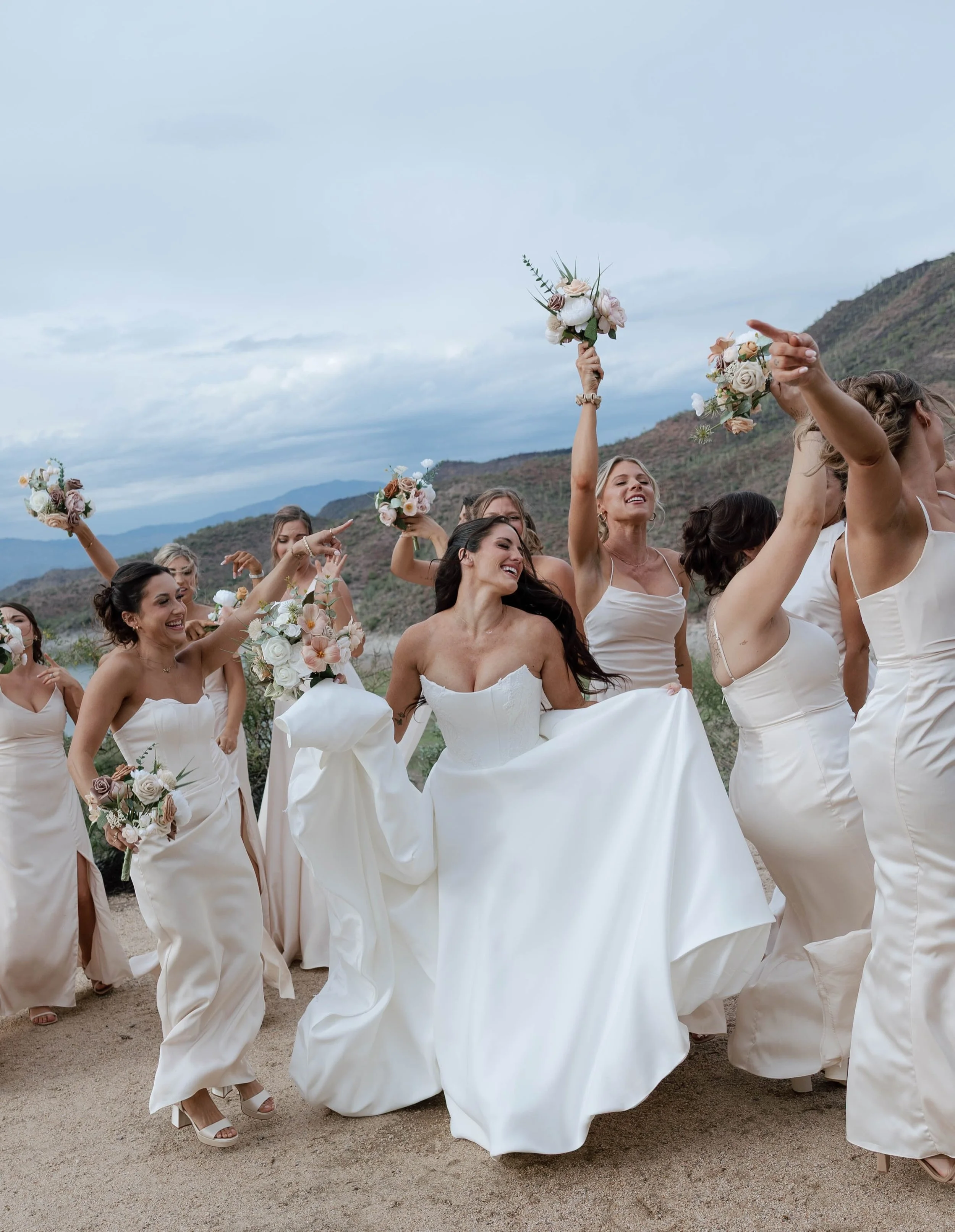 Girlhood with your best girls on your wedding day🤍

#arizonaweddingphotographer #phoenixweddingphotographer #phoenixphotographer #arizonaphotographer #scottsdaleweddingphotographer