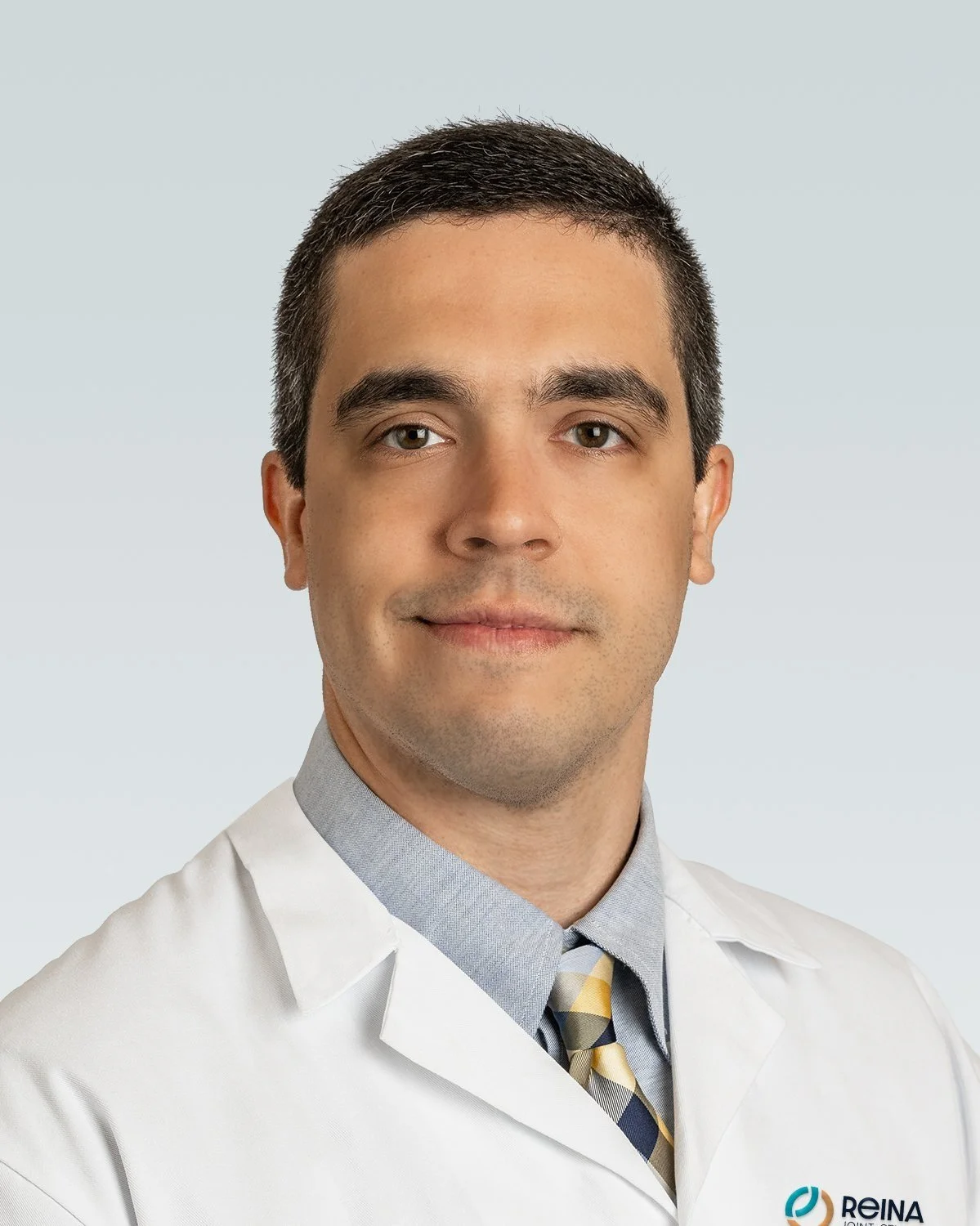 Dr. Omar E. Rodríguez Alejandro, MD - Cirujano Ortopeda · Hombro, Codo y Medicina Deportiva - Reina Joint Center