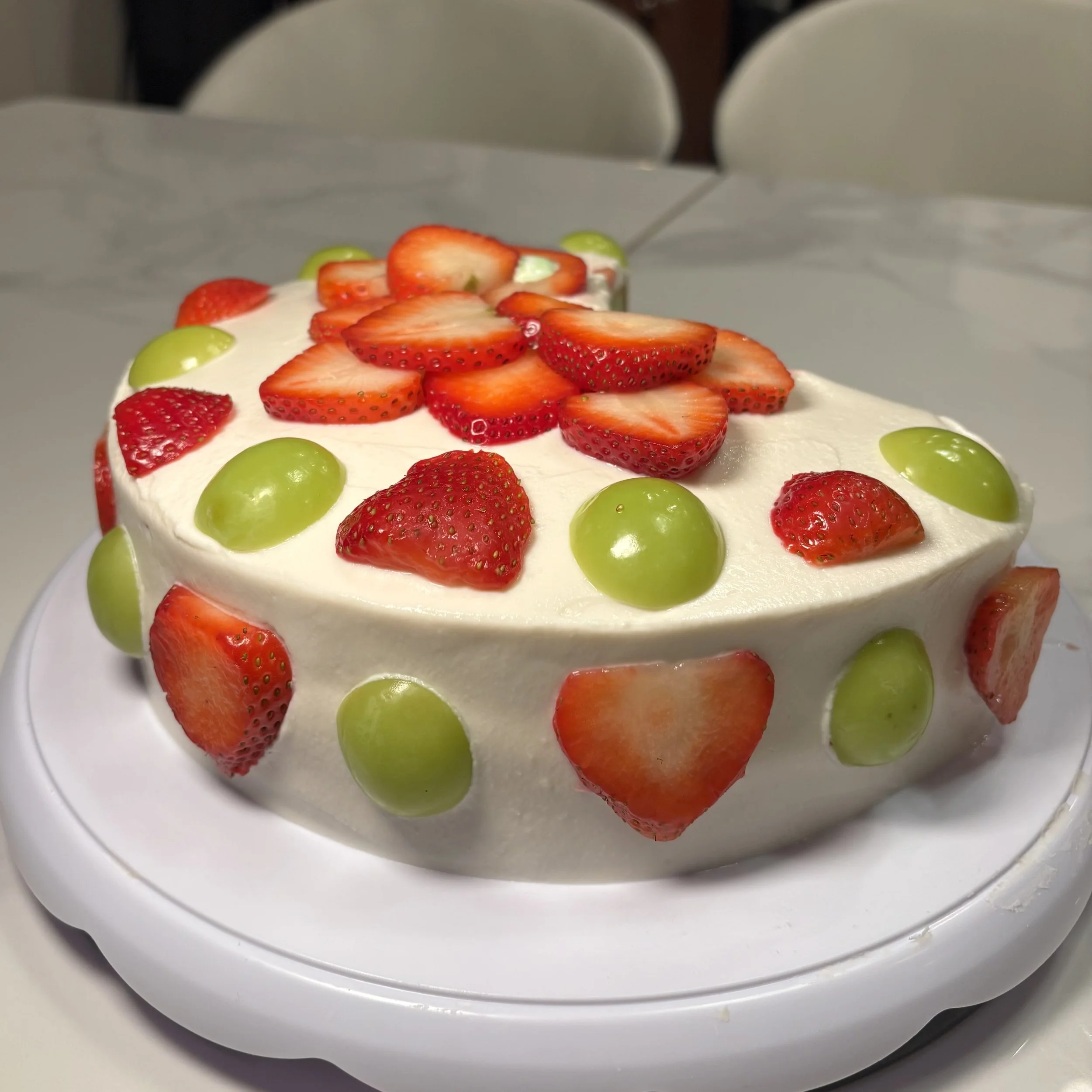 Easy High-Protein Pandan Chiffon Cake with Cheesecake Frosting (197g Protein Batch)