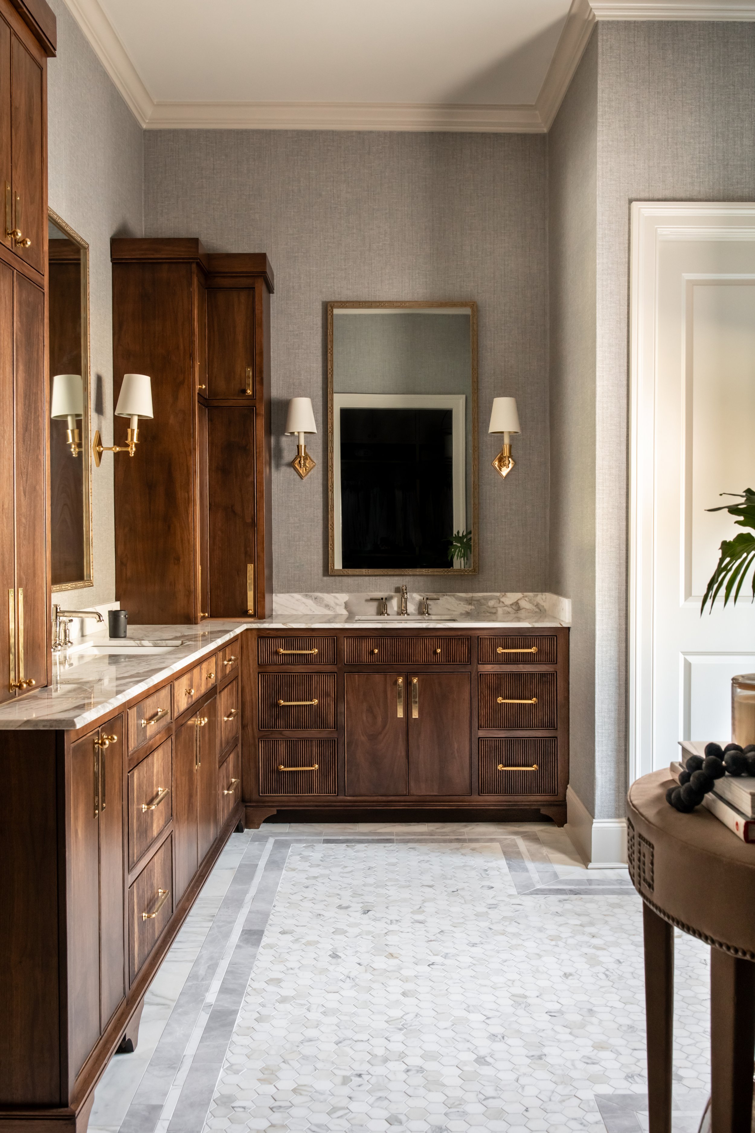 INGLESIDE MASTER BATH
