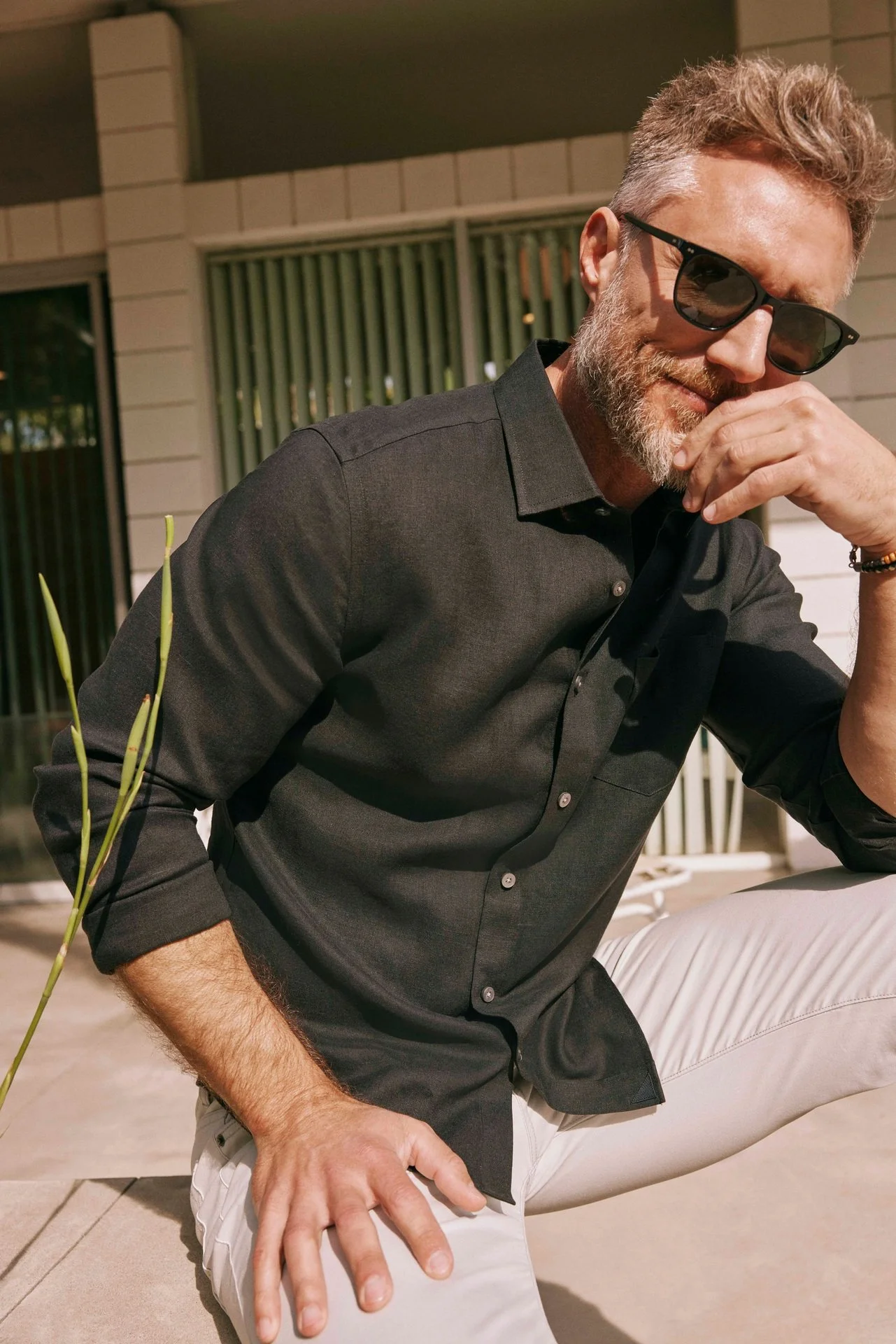 16-vin-santo-black-linen-sp-2-24-kmoore-6135-5c4a13.jpg