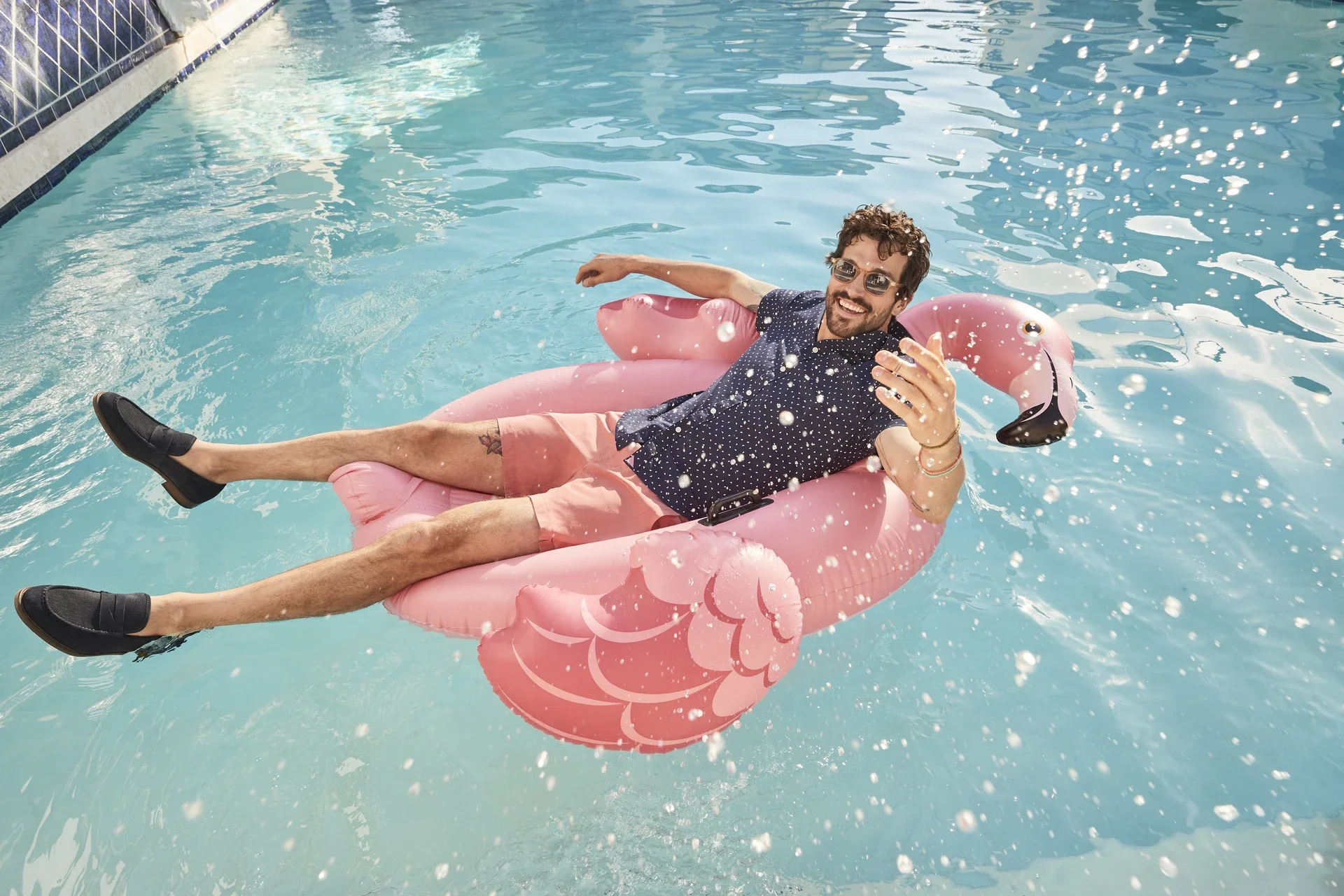 UNTUCKit — An Afternoon at the Club