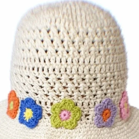 flower+knit+bucket+hat.jpg