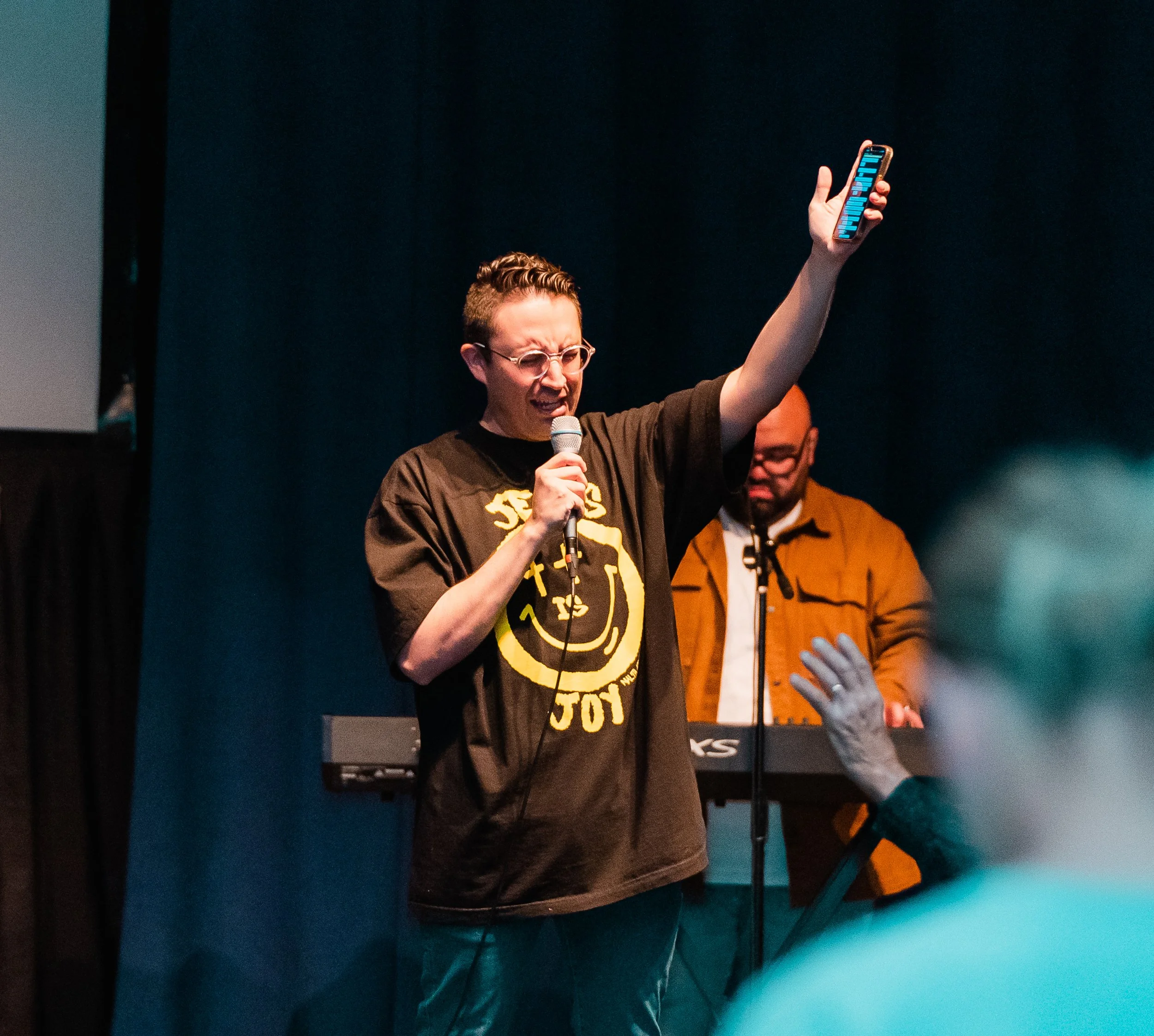 Encountering the Manifest Presence of God at Overflow Church in Las Vegas