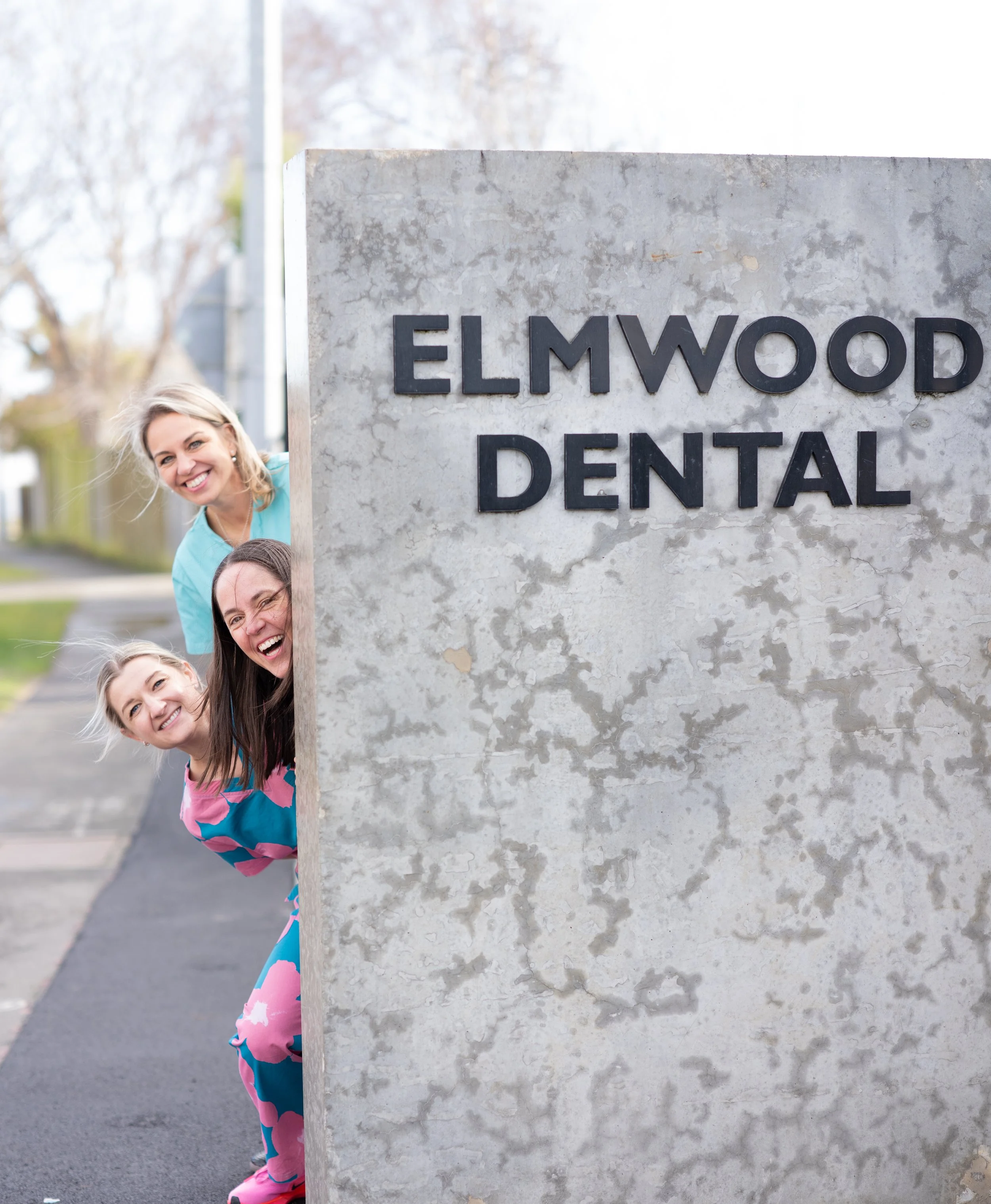Elmwood Dental outside