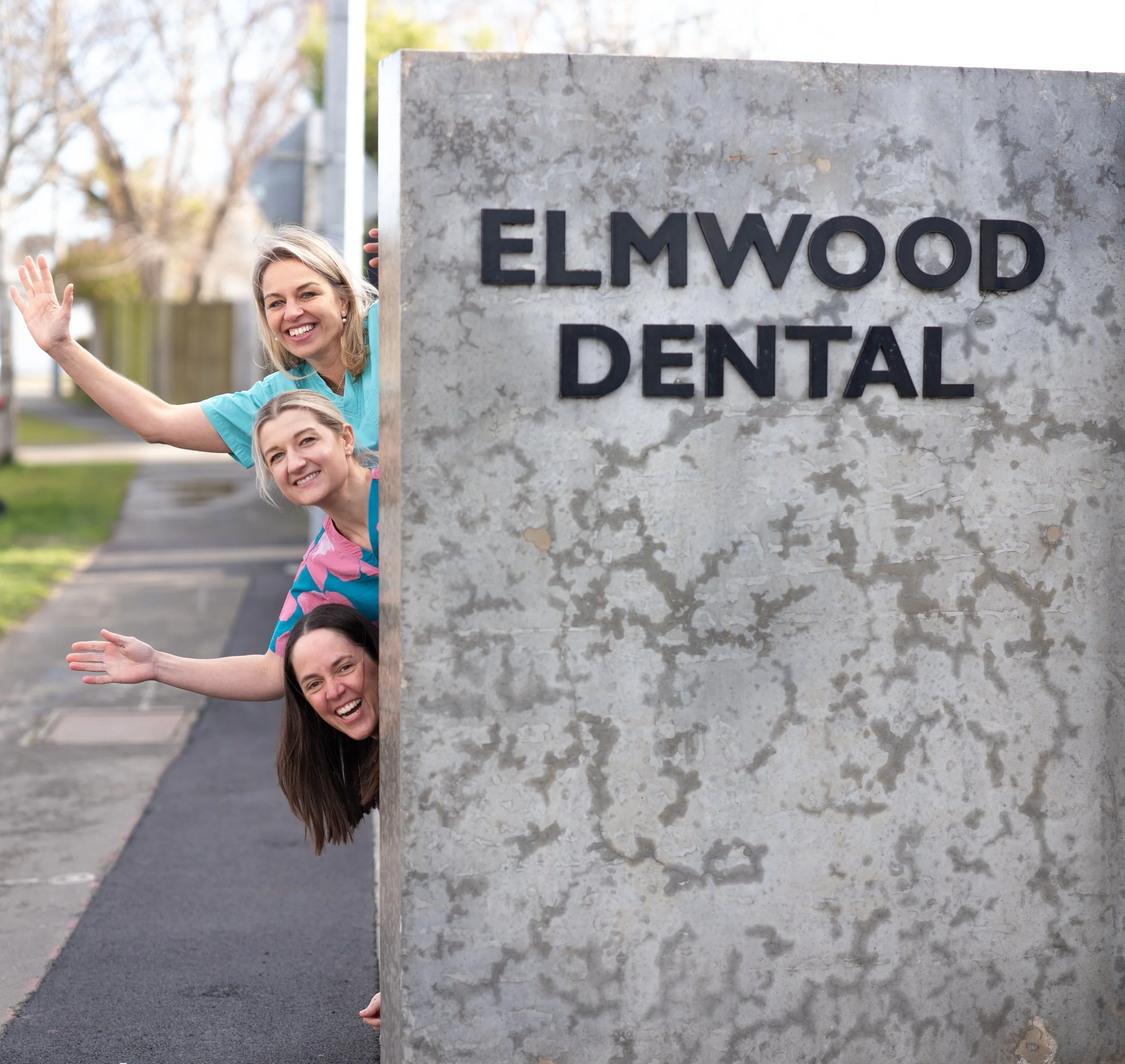 Elmwood Dental outside