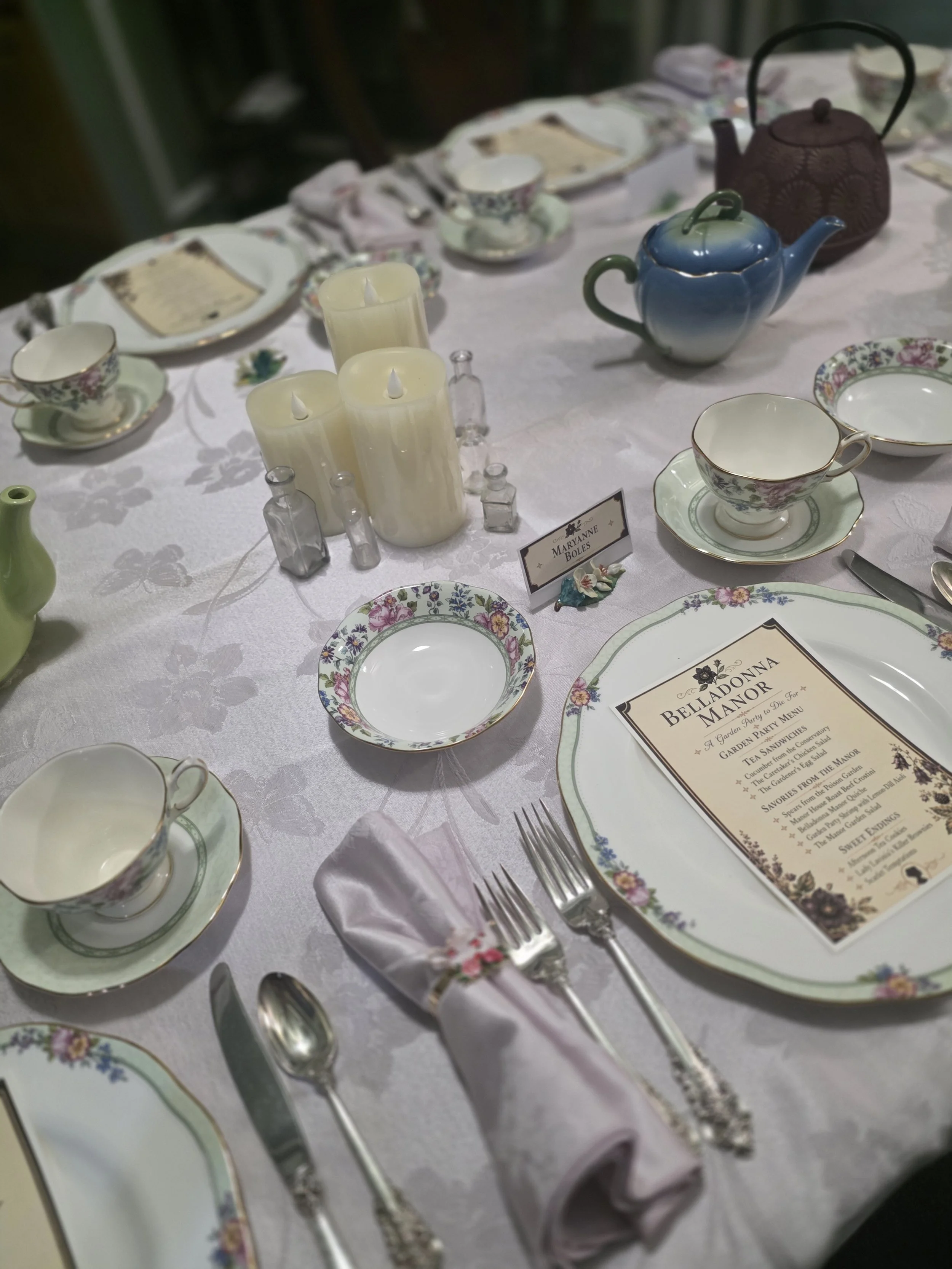 tablescape center.jpg