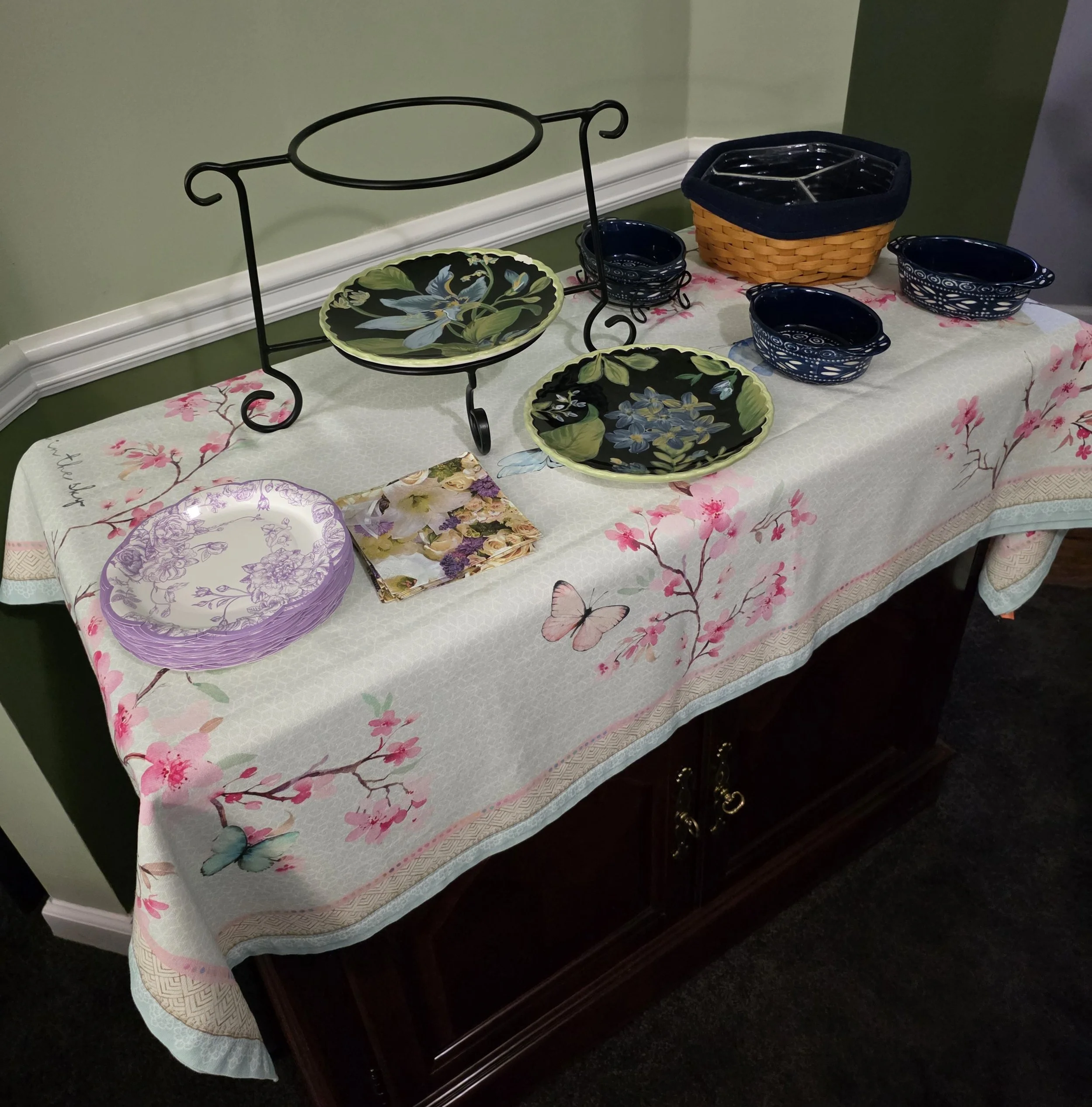 buffet setup.jpg