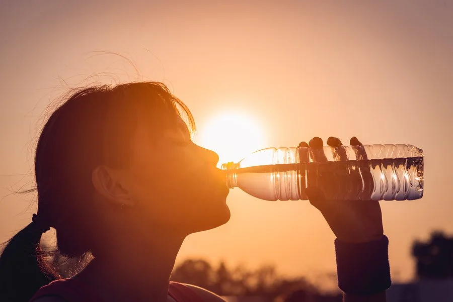 6 Reasons To Refill Your Water Bottle Right Now