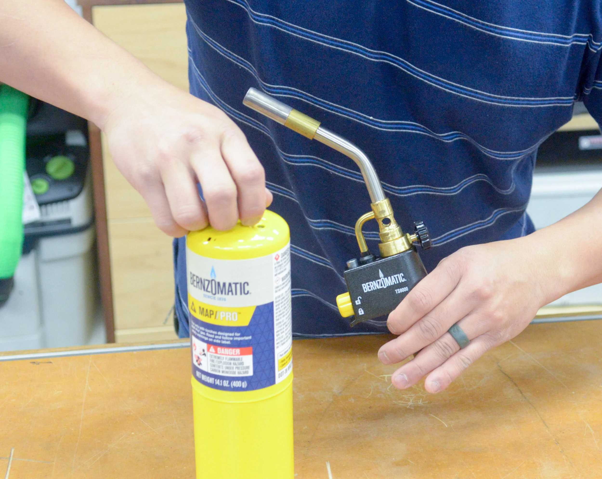Using a Bernzomatic Torch Kit as a heat source.