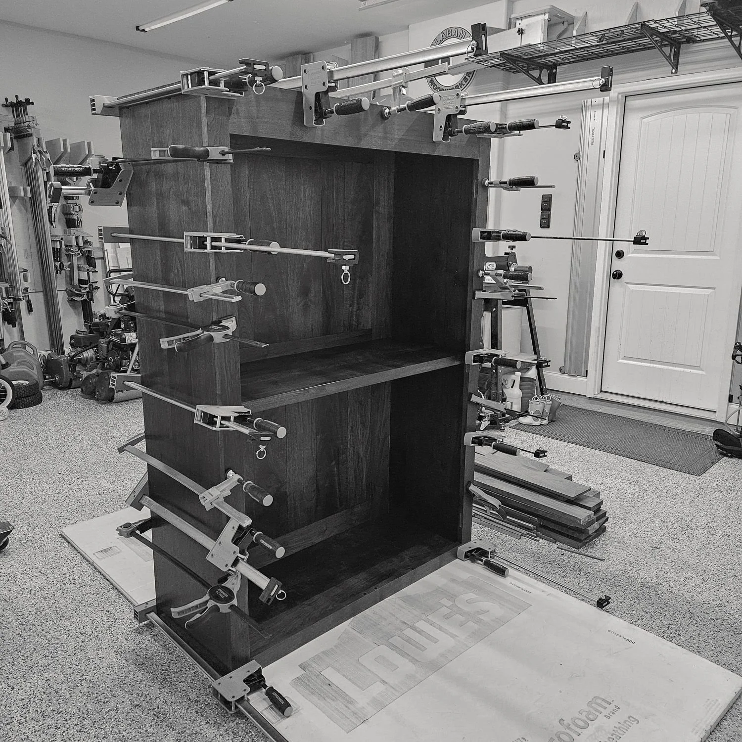 masterworks-china-cabinet-story-04.jpeg