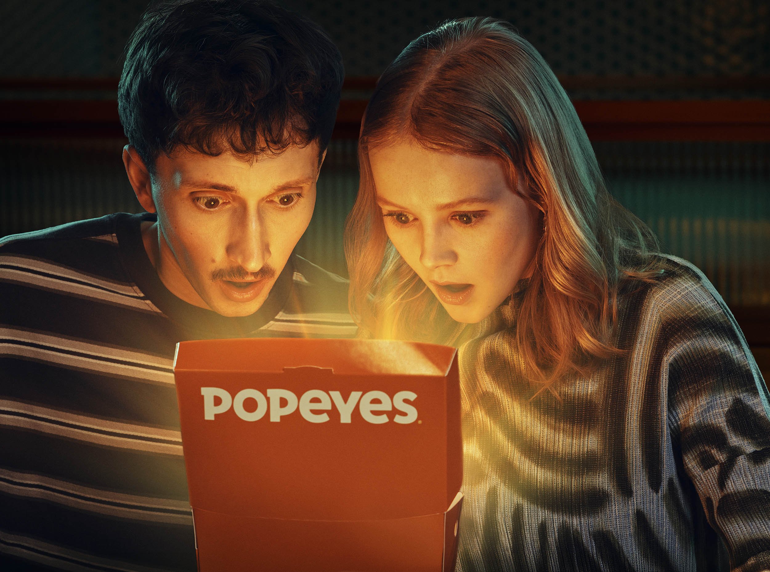 Advertising campaign photography for Popeyes UK promoting its signature chicken sandwich.