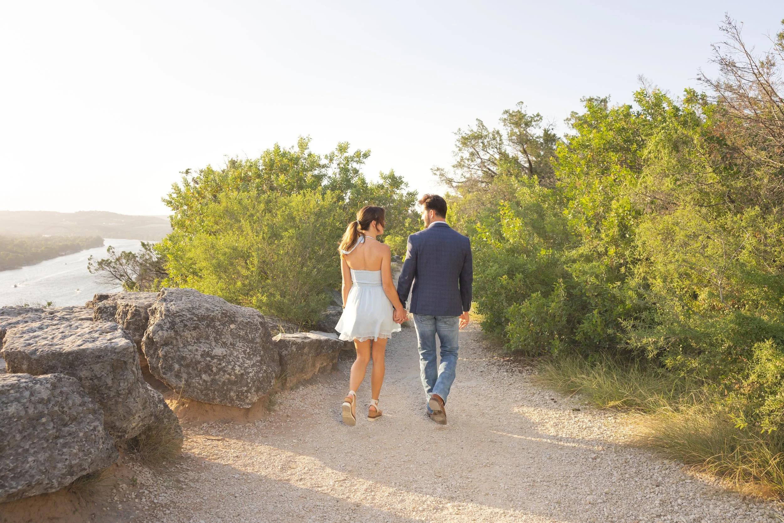 austin-proposal-photographer-portrait-outdoor.jpg