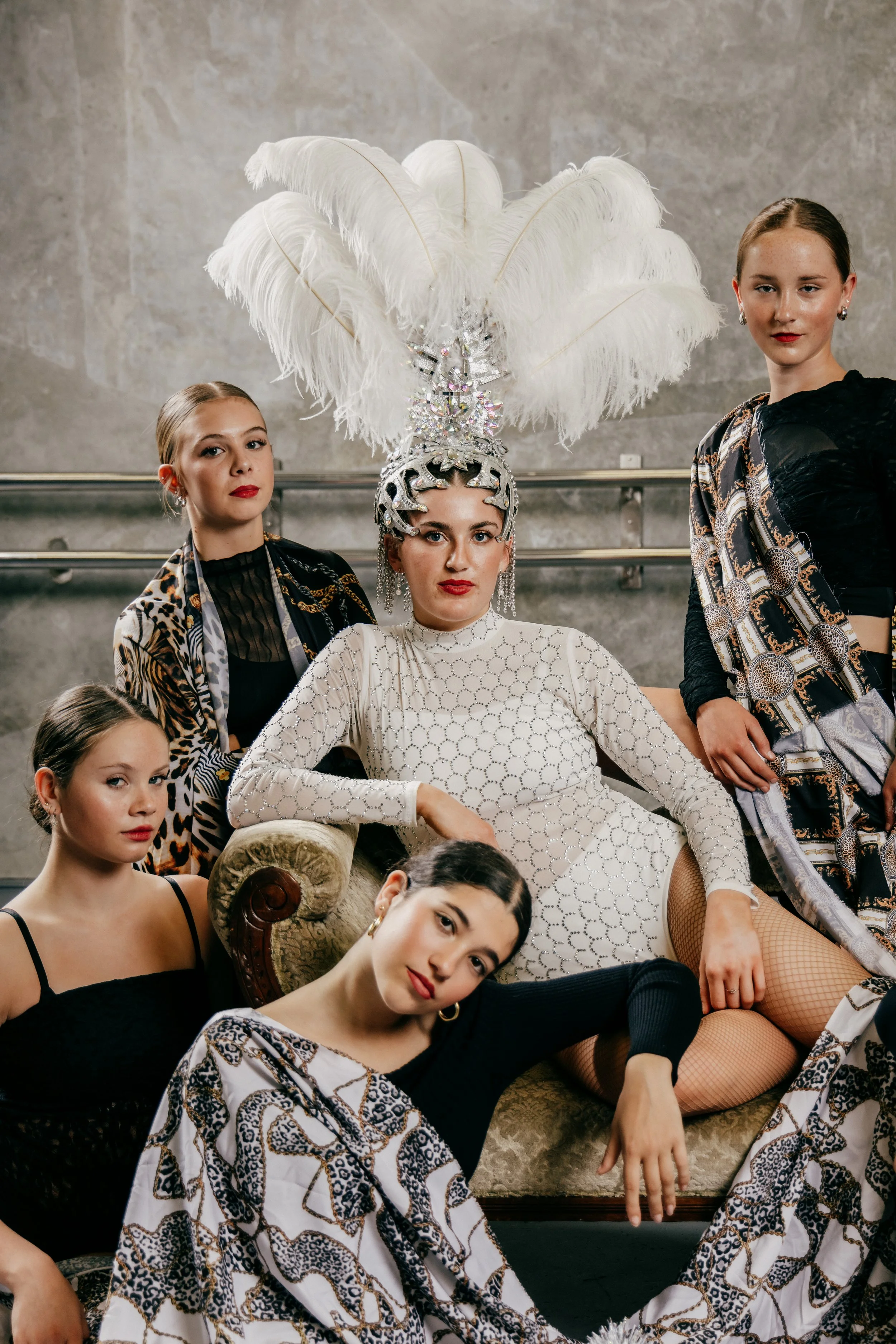 241110_LegacyDance_ChristmasShoot_DE_174.jpg