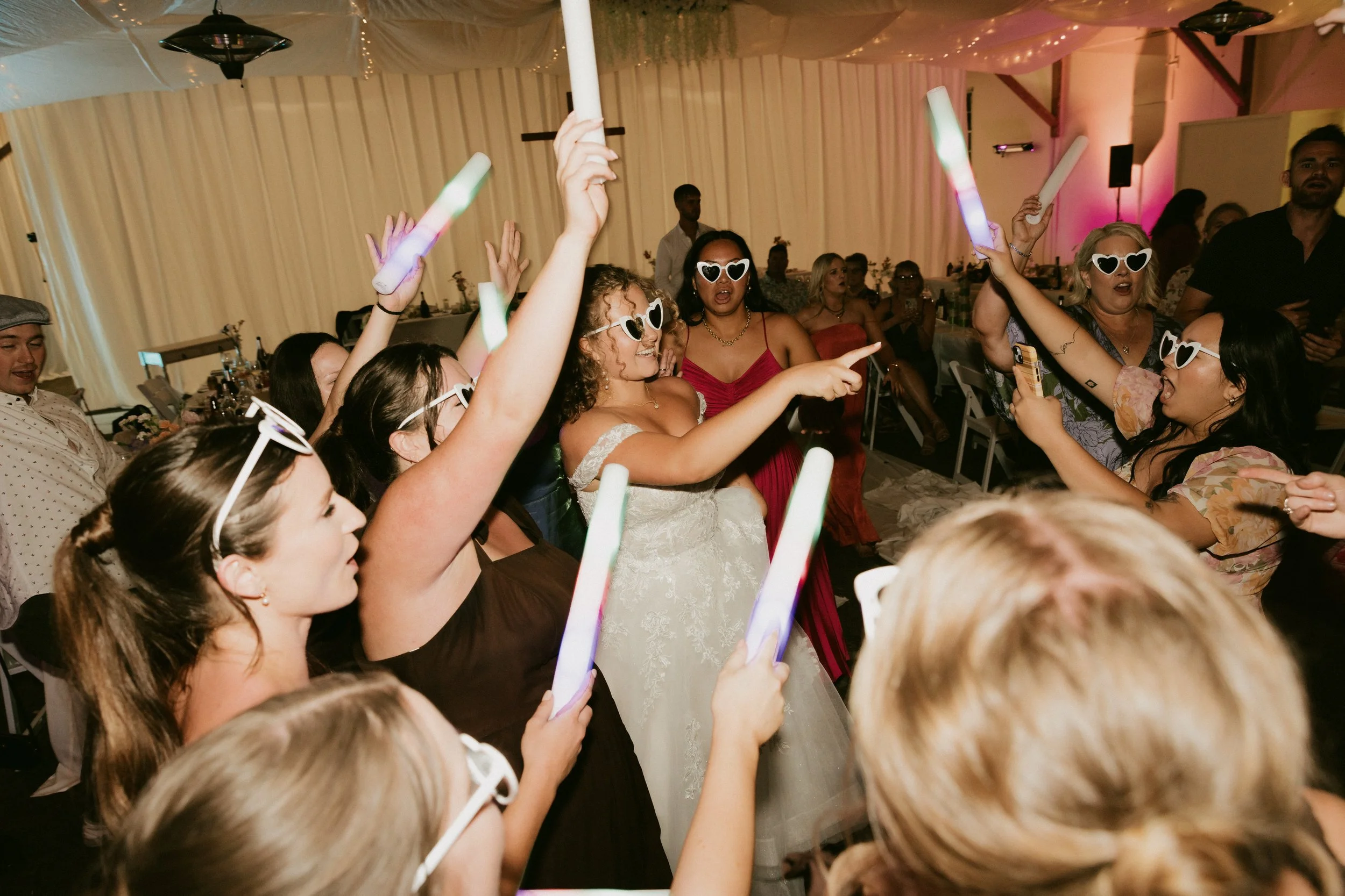 241206_Reuben&Brooke_FullGallery_DE_928.jpg