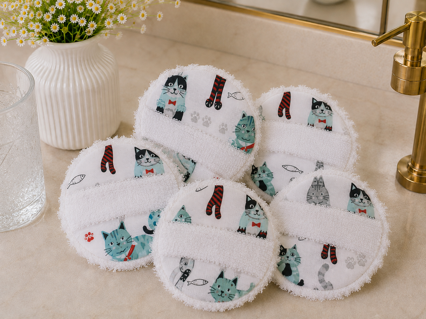 Kitty  Facial Cleansing Rounds