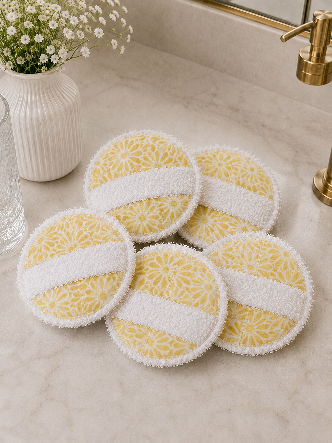 Yellow Daisy Facial Cleansing Rounds