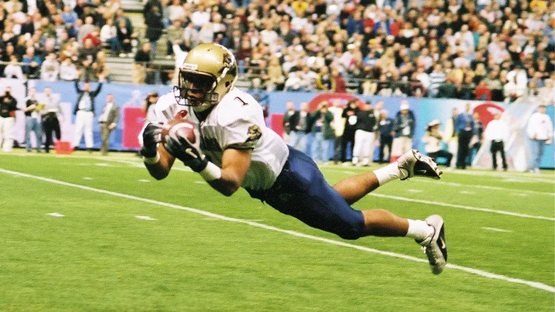 Larry Fitzgerald- A Look back On The Pitt WR Now NFL Hall of Famer
