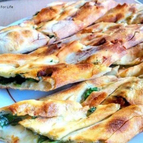 Cheese-Spinach-Pide.webp