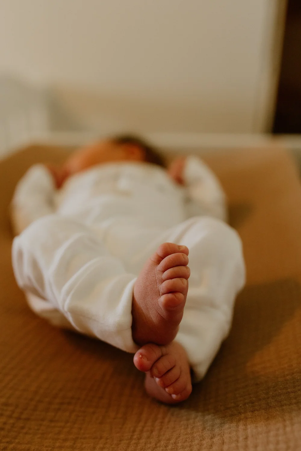 Del Rio newborn photographer: close-up of a newborn's tiny feet
