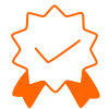 Un ícono de una medalla o premio en color naranja con, en el centro, una marca de verificación.