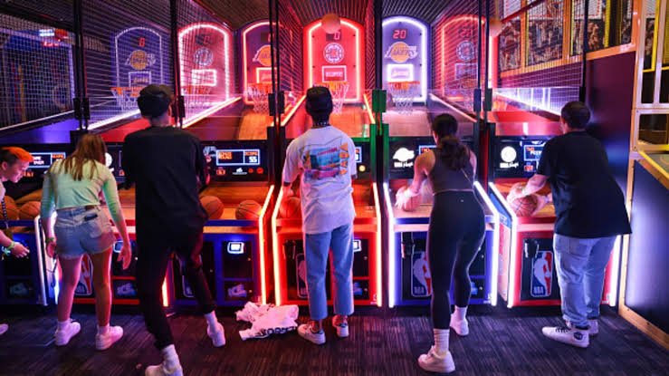 Fundraiser: Dave & Busters