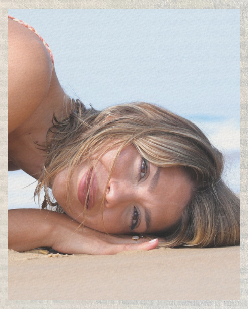 Julieta, founder and creative director of HOLOS wellness branding studio
